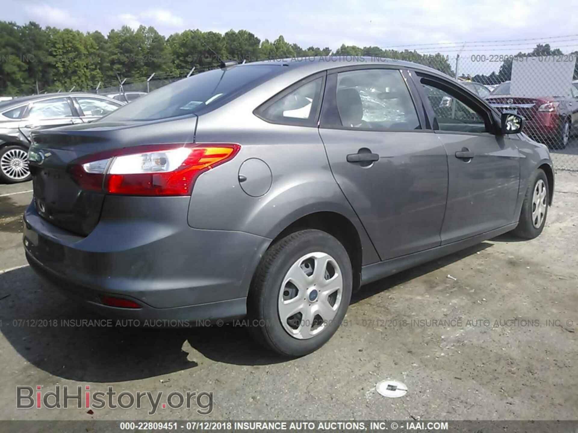 2012 Ford Focus - VIN: 1FAHP3E28CL298011 - Фото 4