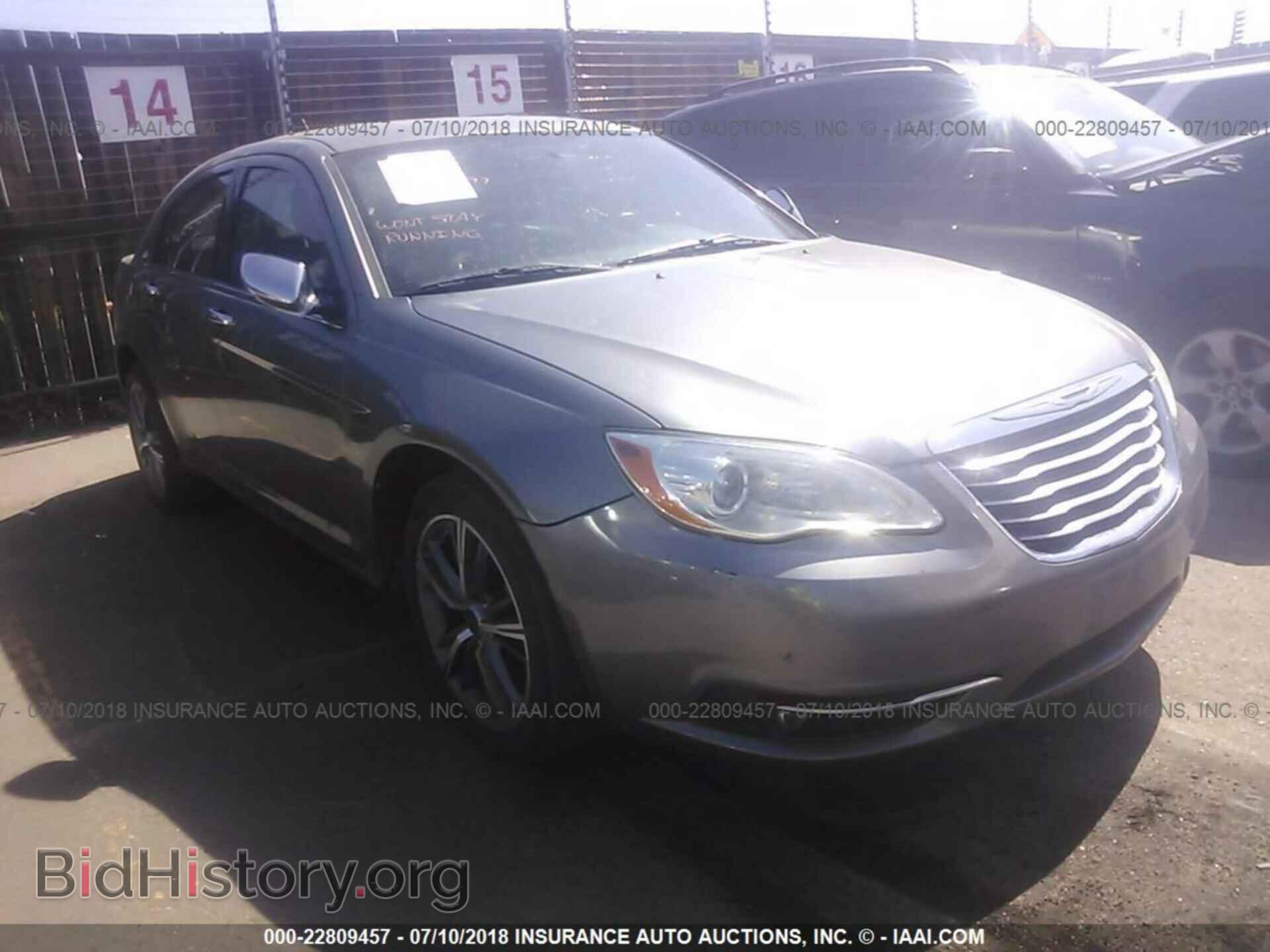 Фотография 1C3BC2FG1BN578053 - Chrysler 200 2011