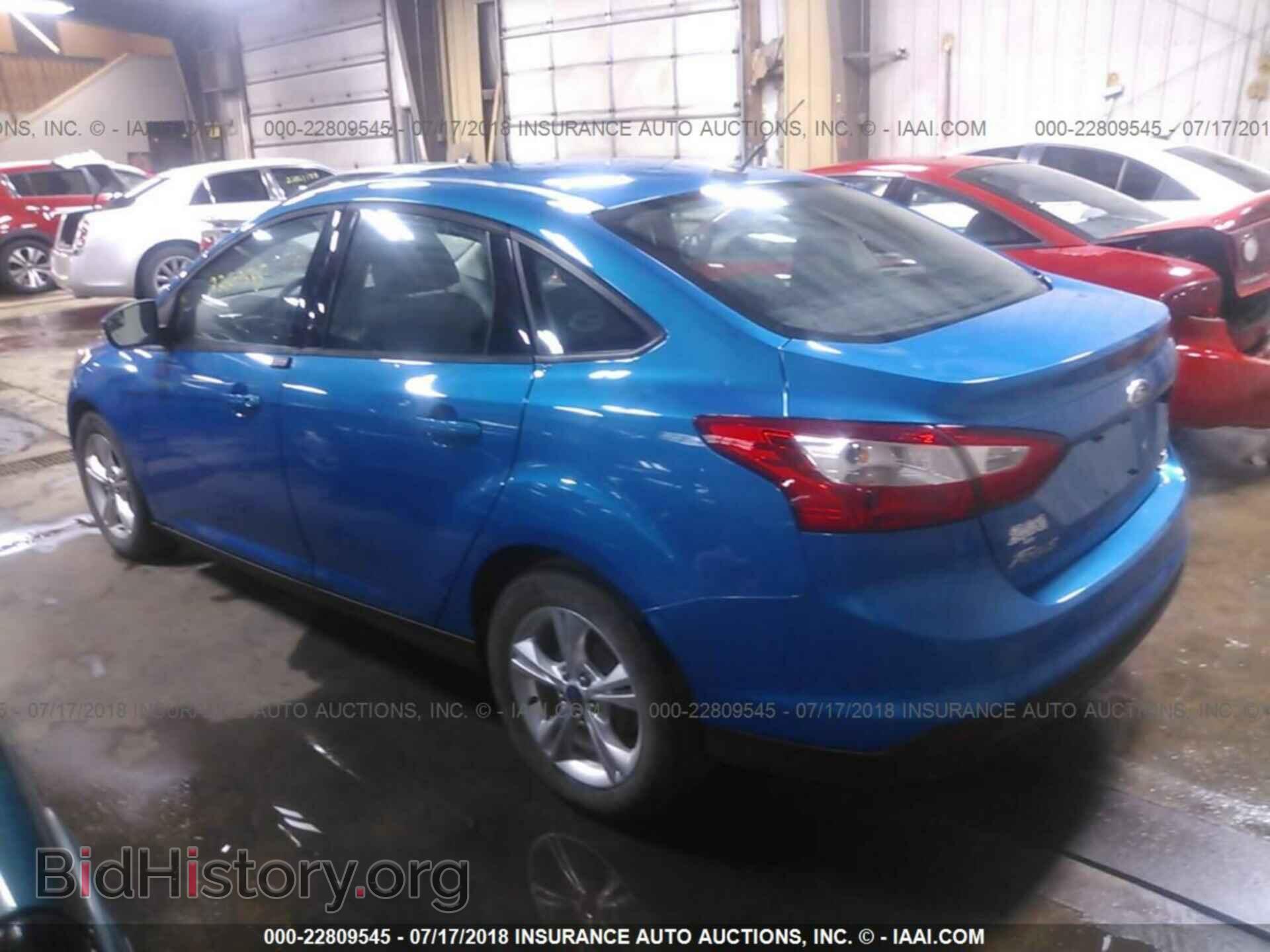 2013 Ford Focus - VIN: 1FADP3F28DL151864 - Photo 3
