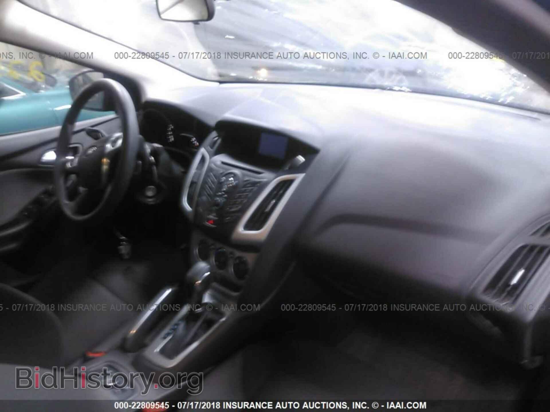 2013 Ford Focus - VIN: 1FADP3F28DL151864 - Photo 5