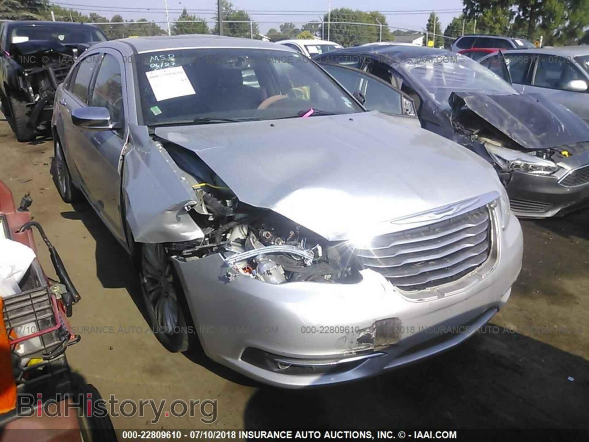 Фотография 1C3BC2FB6BN569255 - Chrysler 200 2011