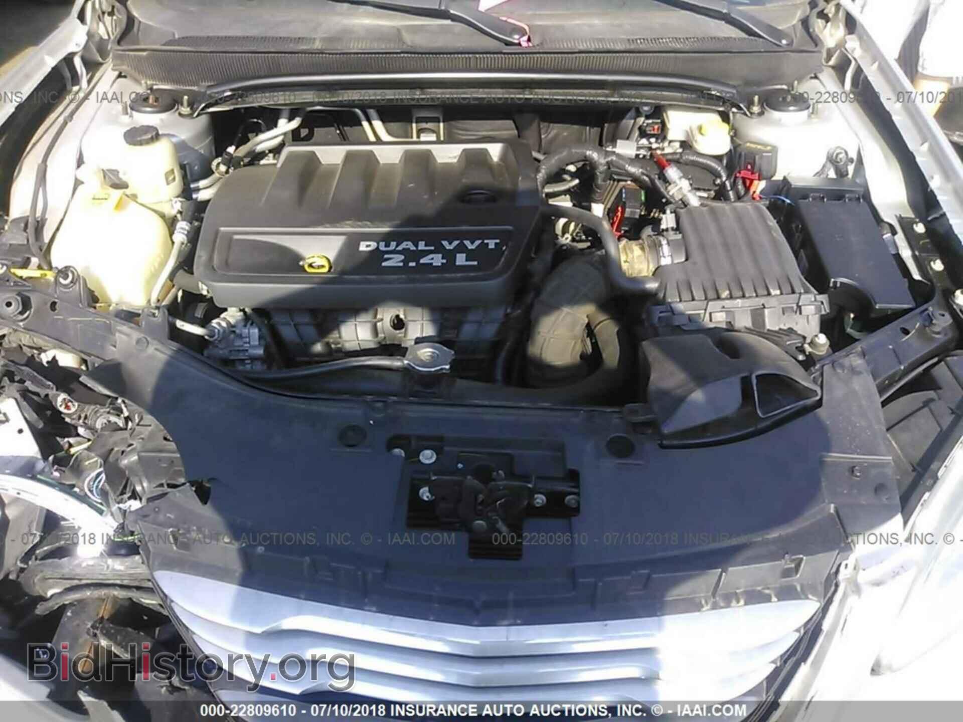 2011 Chrysler 200 - VIN: 1C3BC2FB6BN569255 - Фото 10