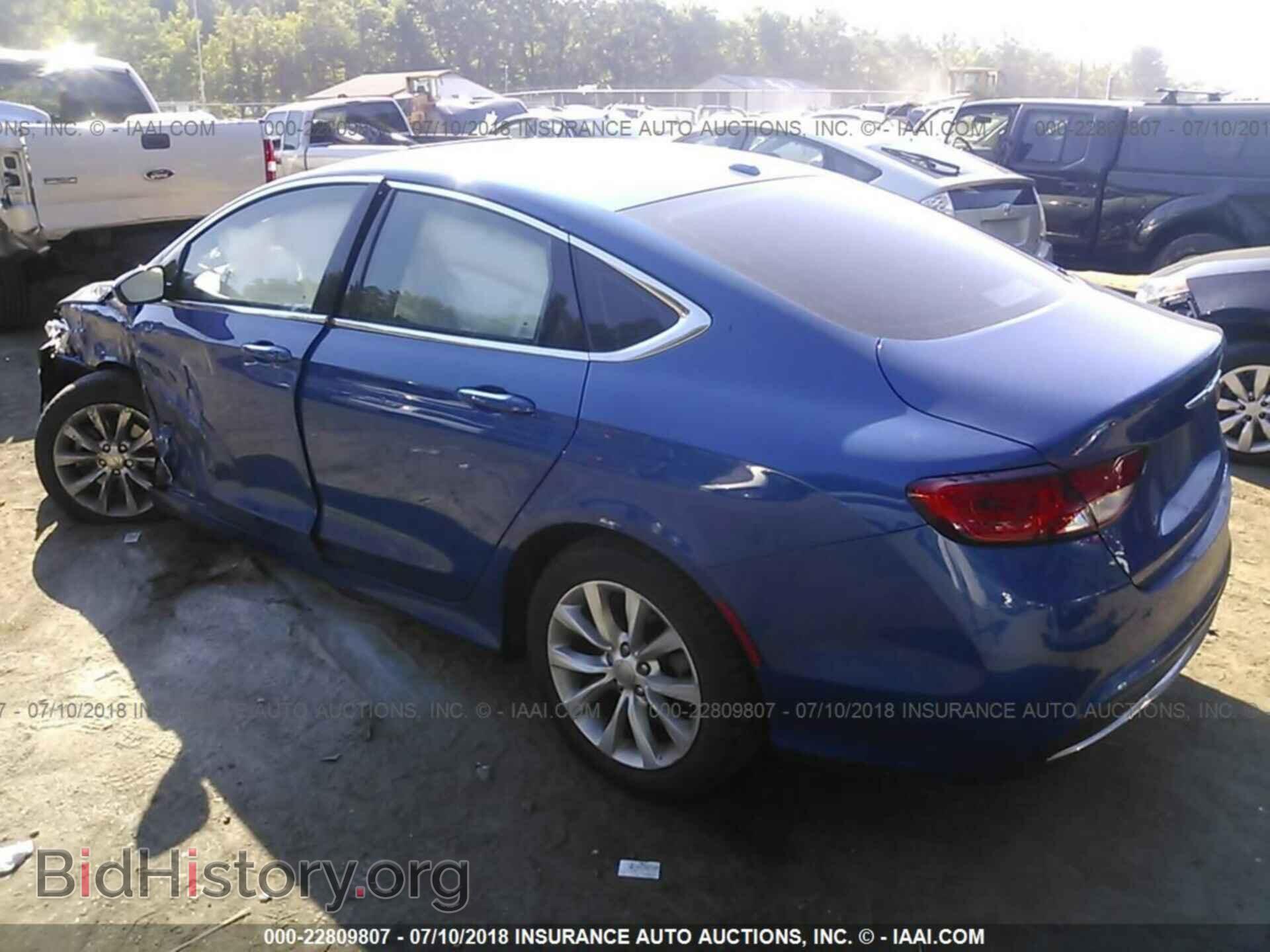 2015 Chrysler 200 - VIN: 1C3CCCCB2FN612574 - Photo 3