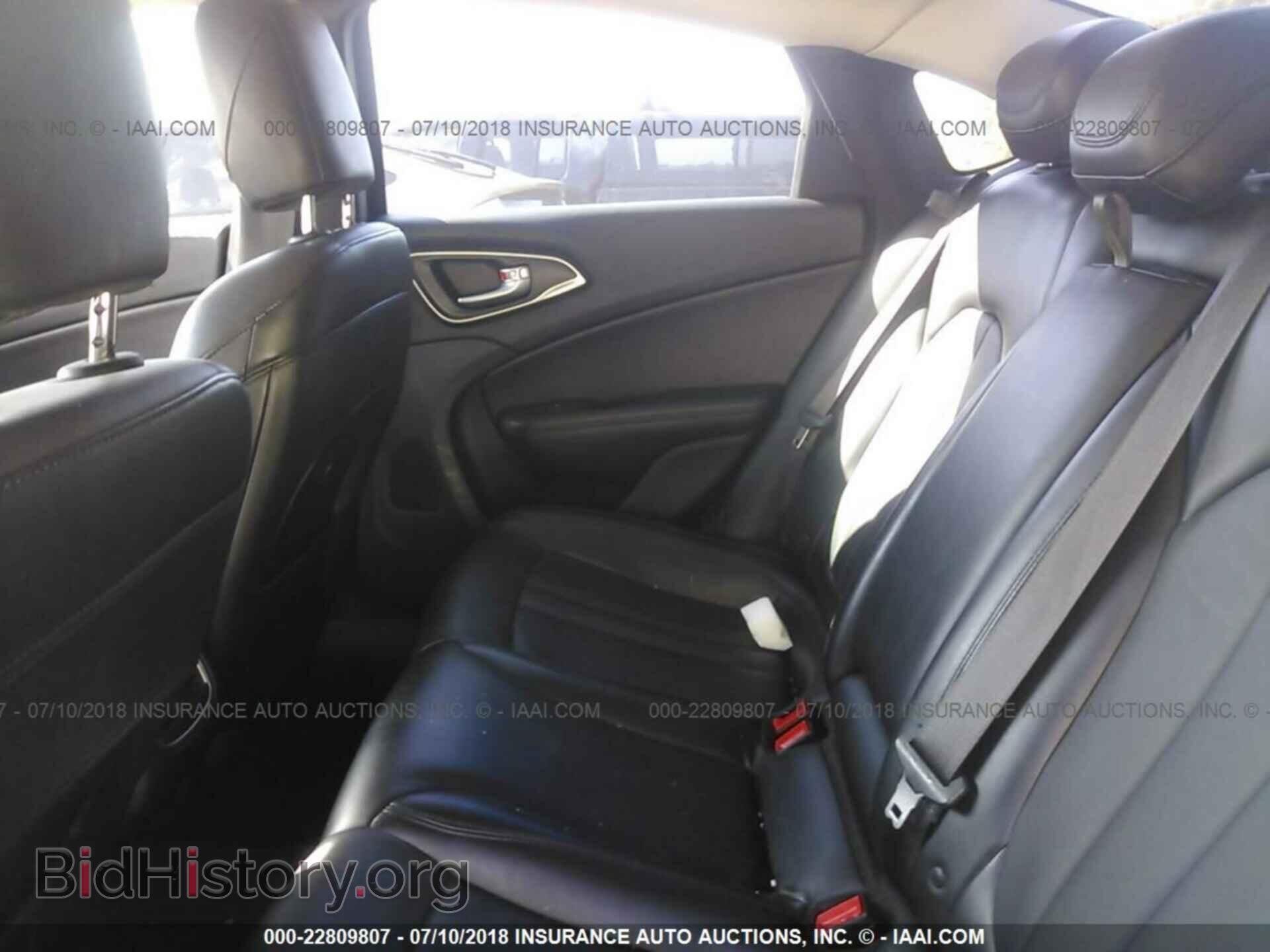 2015 Chrysler 200 - VIN: 1C3CCCCB2FN612574 - Photo 8