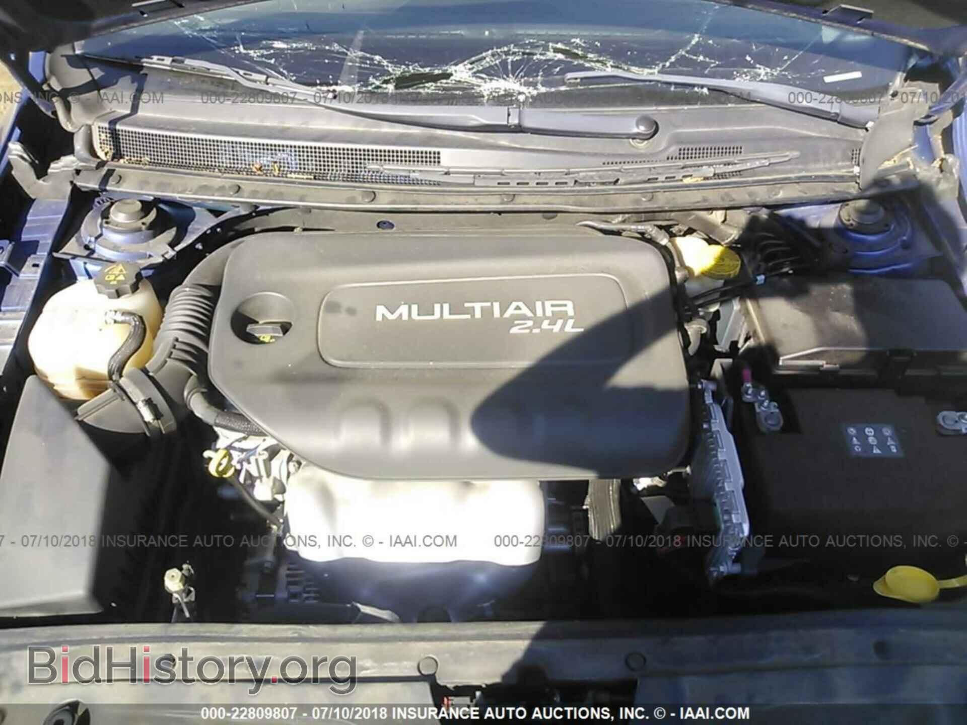 2015 Chrysler 200 - VIN: 1C3CCCCB2FN612574 - Photo 10