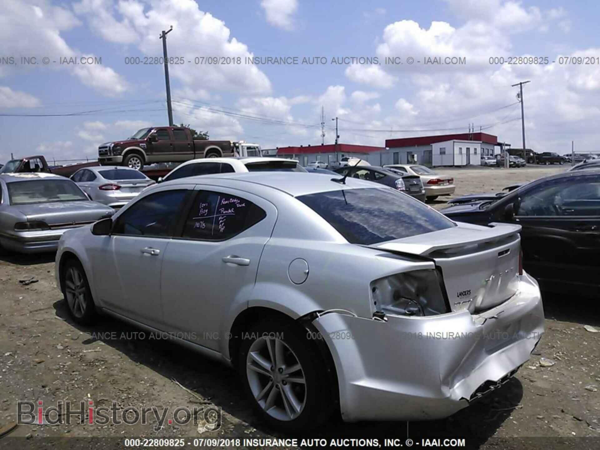 2012 Dodge Avenger - VIN: 1C3CDZCBXCN183051 - Photo 3