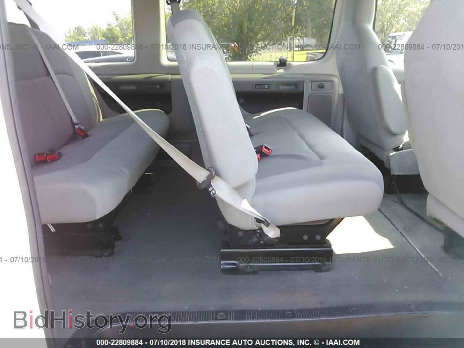 2011 Ford Econoline - VIN: 1FBSS3BL3BDA70569 - Фото 8