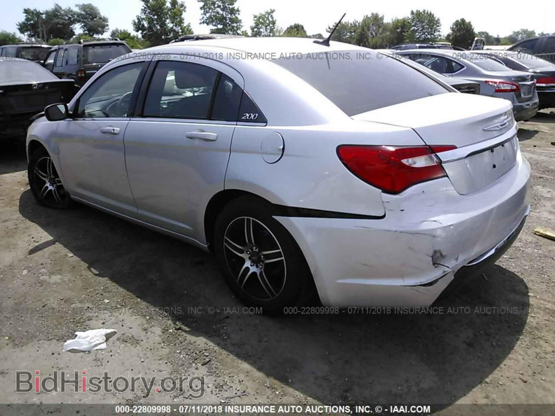 2012 CHRYSLER 200 - VIN: 1C3CCBAB7CN138789 - Фото 3