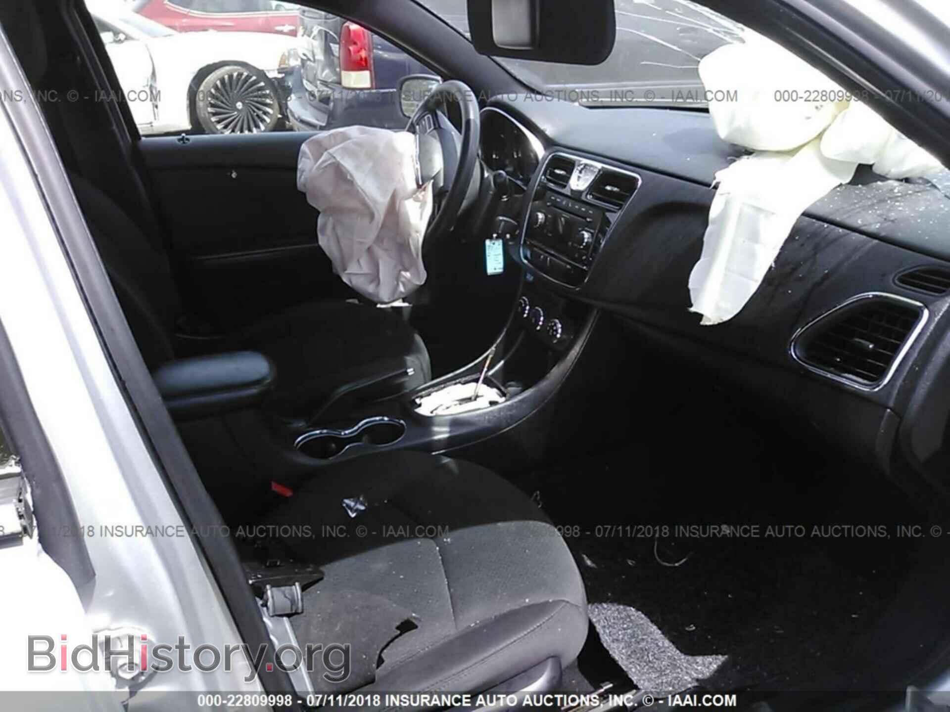 2012 CHRYSLER 200 - VIN: 1C3CCBAB7CN138789 - Фото 5