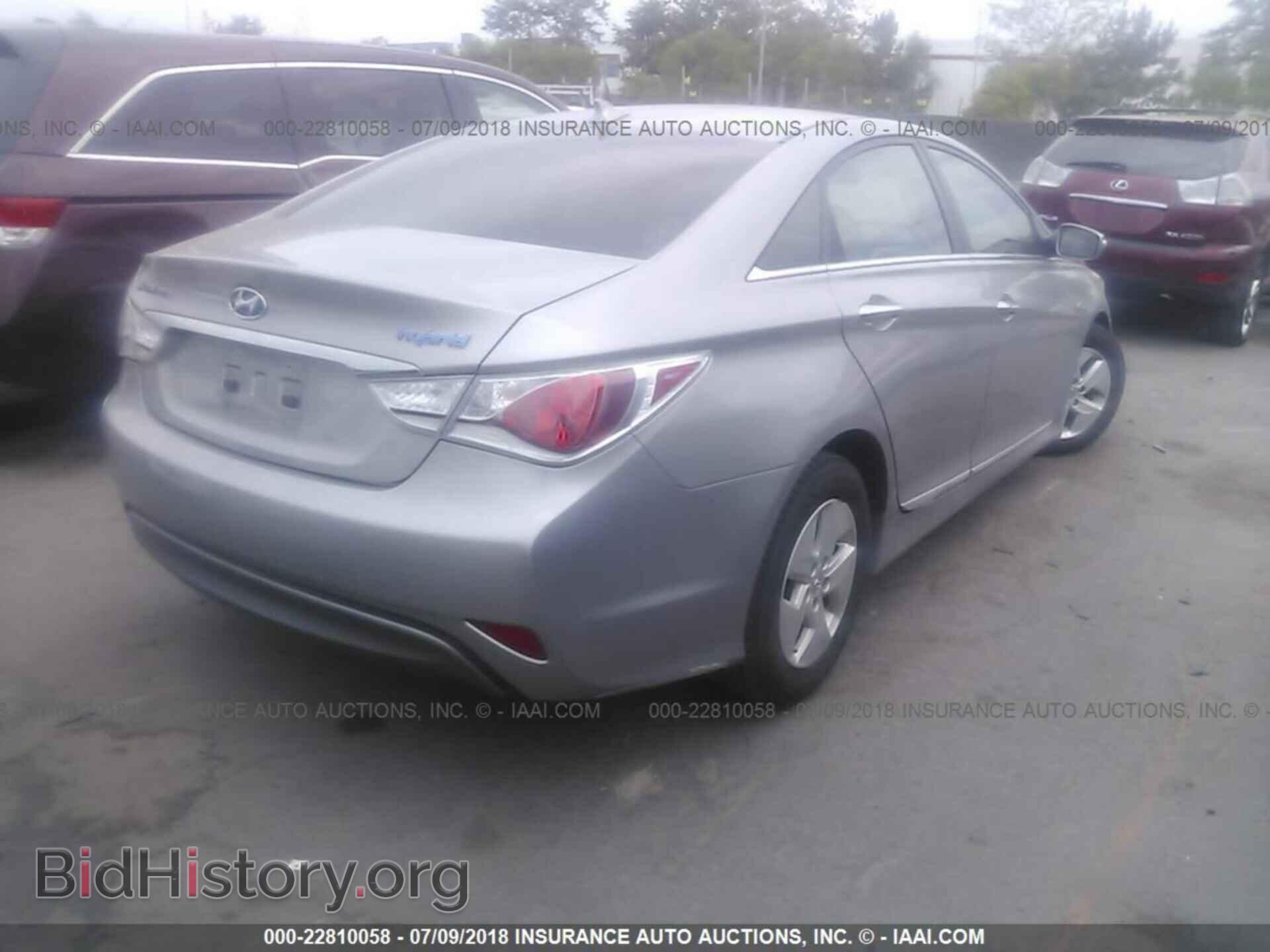 2012 Hyundai Sonata - VIN: KMHEC4A43CA026687 - Фото 4