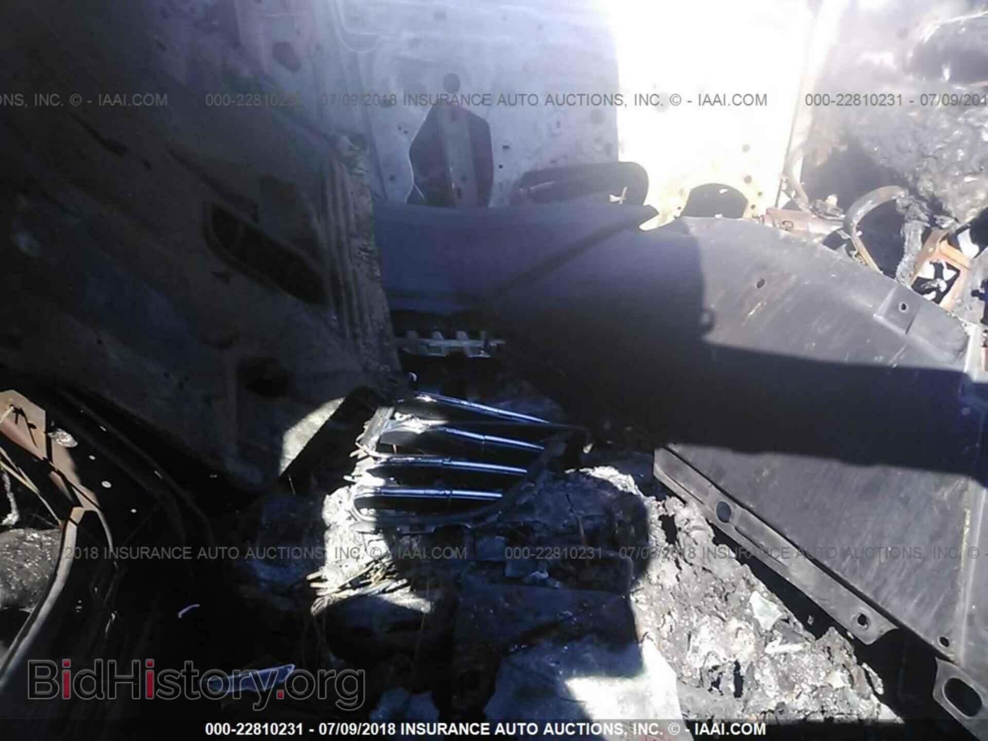 2012 Ford Focus - VIN: 1FAHP3F23CL435421 - Фото 5