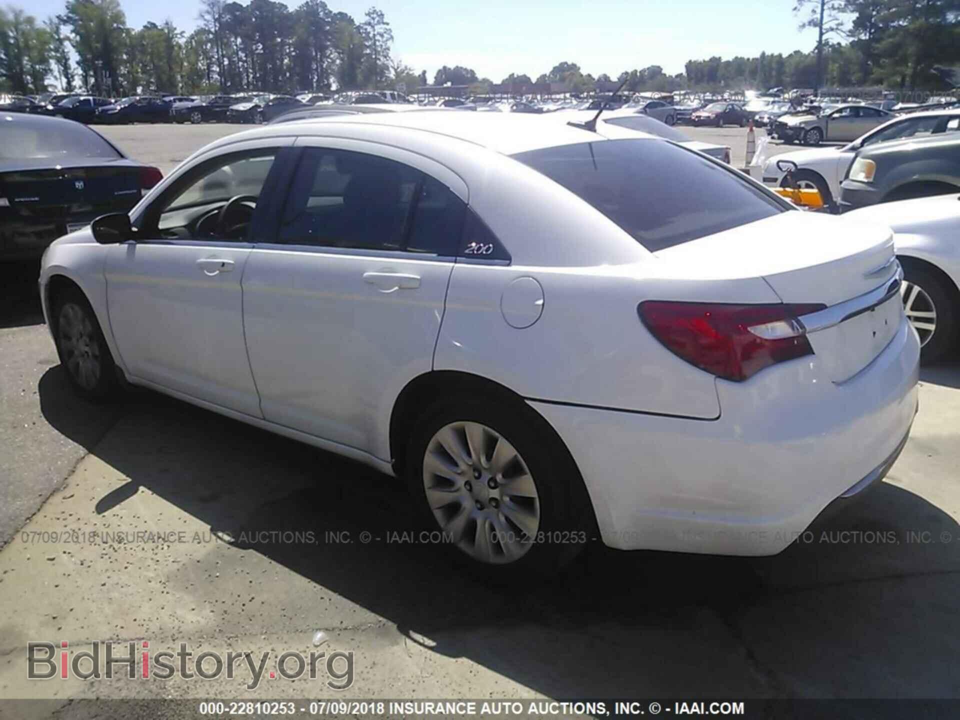 2012 Chrysler 200 - VIN: 1C3CCBAB9CN319229 - Photo 3