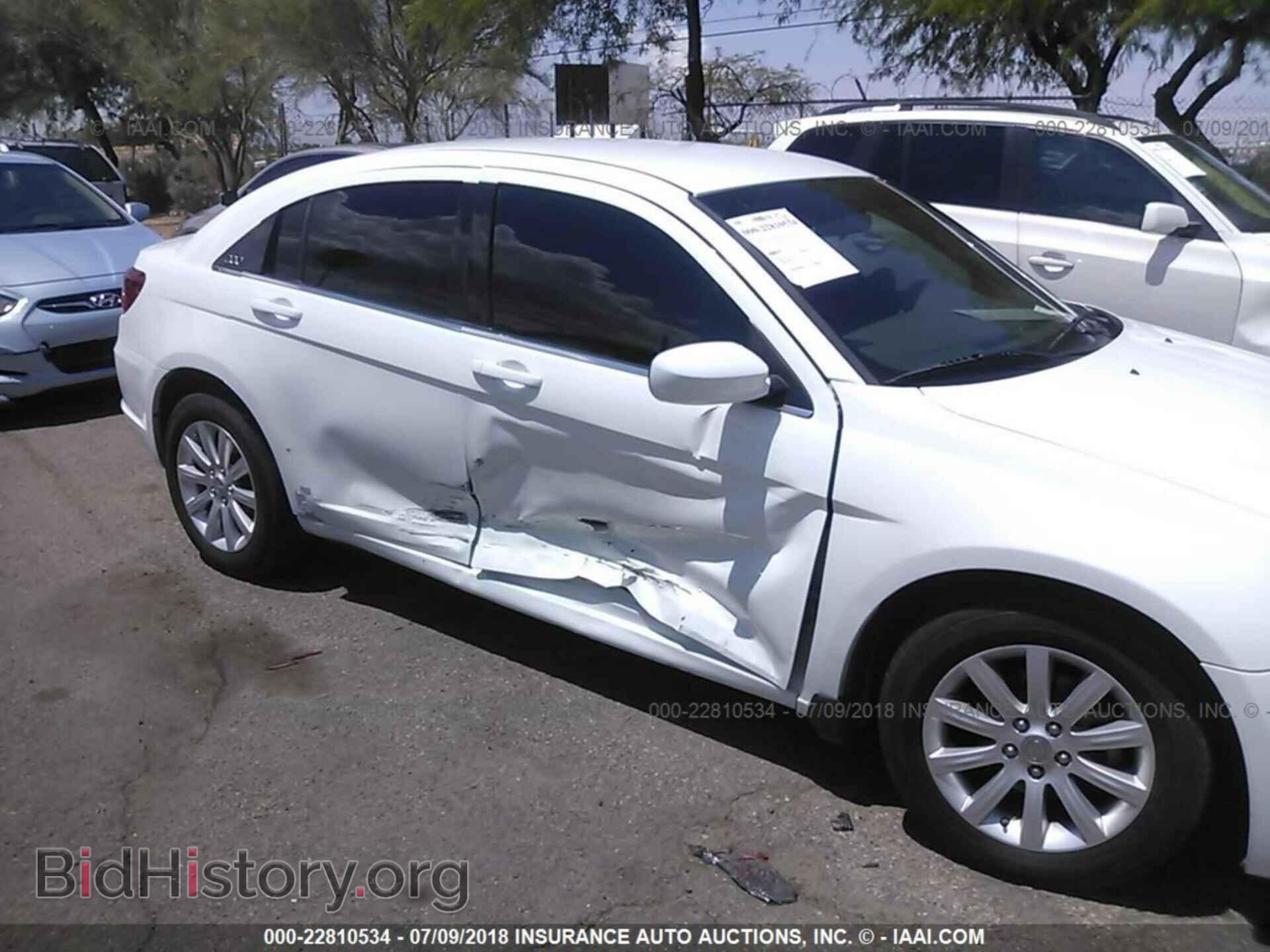 2013 Chrysler 200 - VIN: 1C3CCBBGXDN556503 - Photo 6