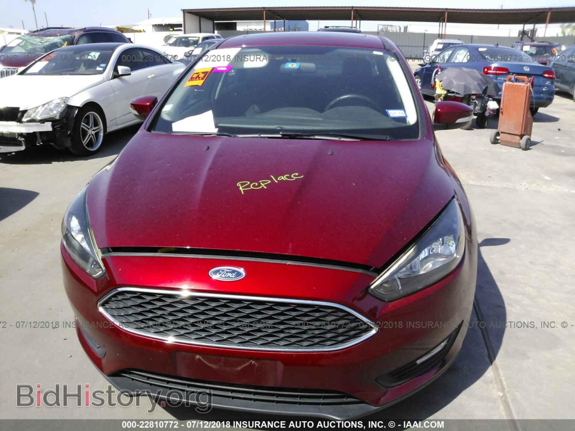 2016 Ford Focus - VIN: 1FADP3F21GL252622 - Photo 6