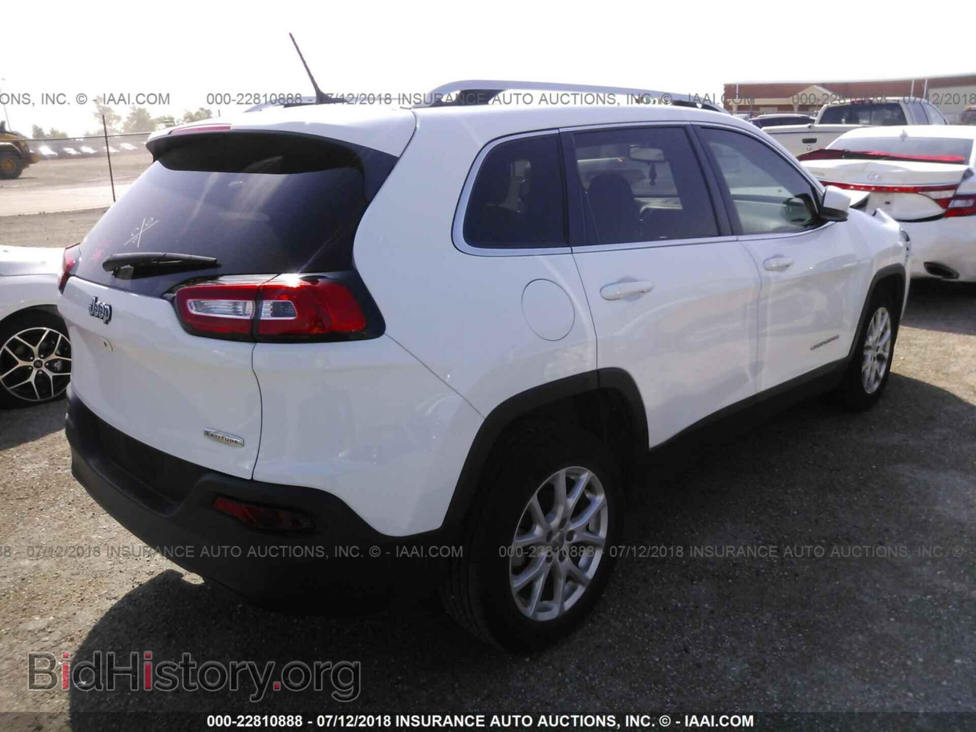 2015 Jeep Cherokee - VIN: 1C4PJLCB2FW677616 - Фото 4