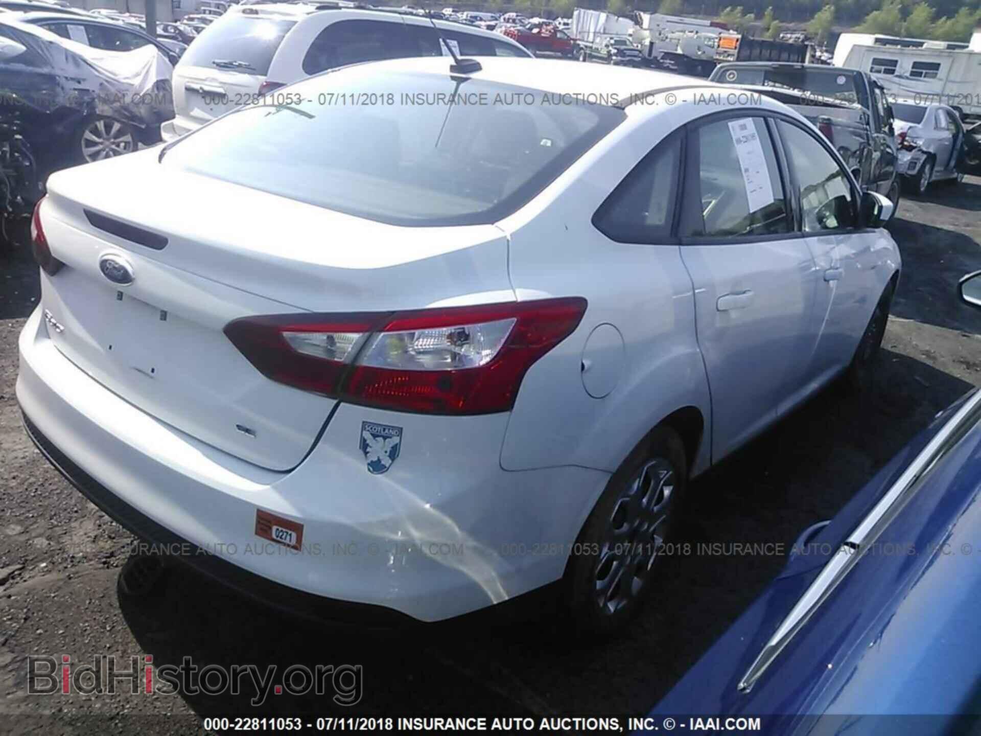 2012 Ford Focus - VIN: 1FAHP3F26CL396680 - Фото 4