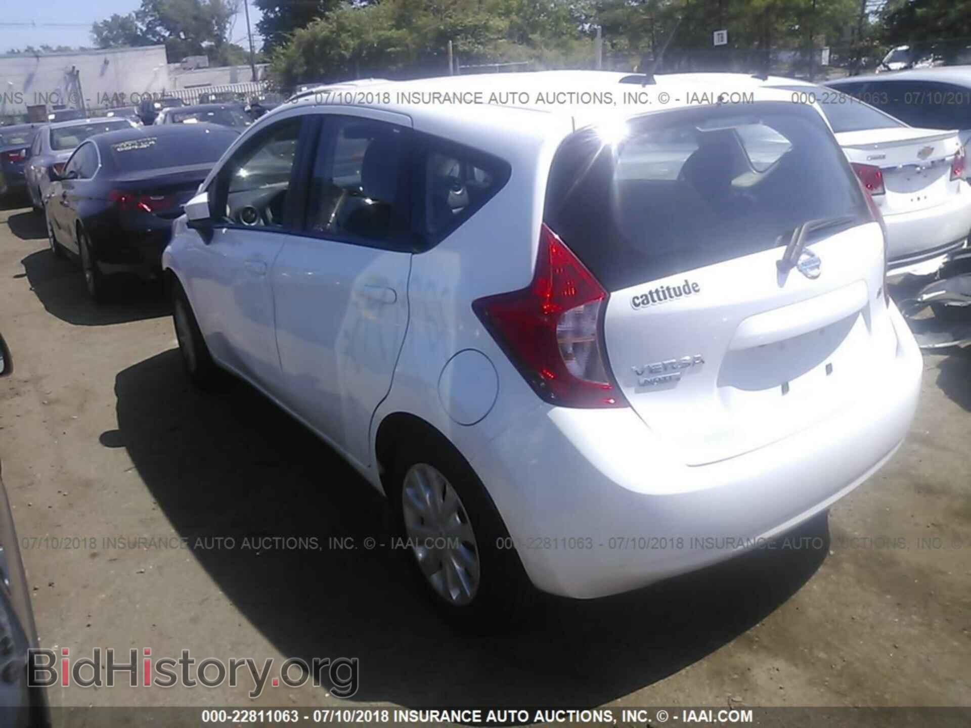 2016 Nissan Versa note - VIN: 3N1CE2CP2GL407580 - Фото 3