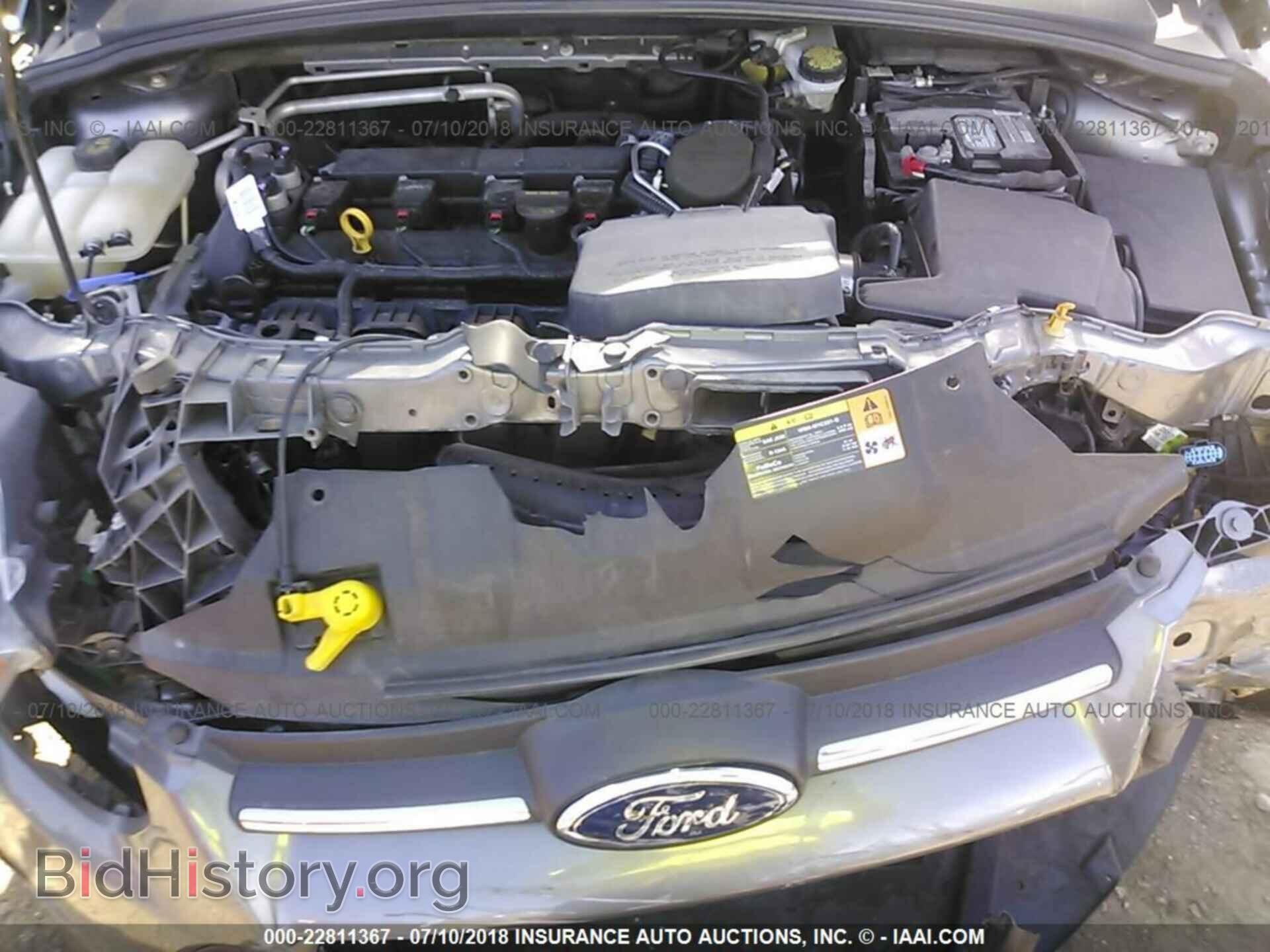 2014 Ford Focus - VIN: 1FADP3F26EL163237 - Photo 10