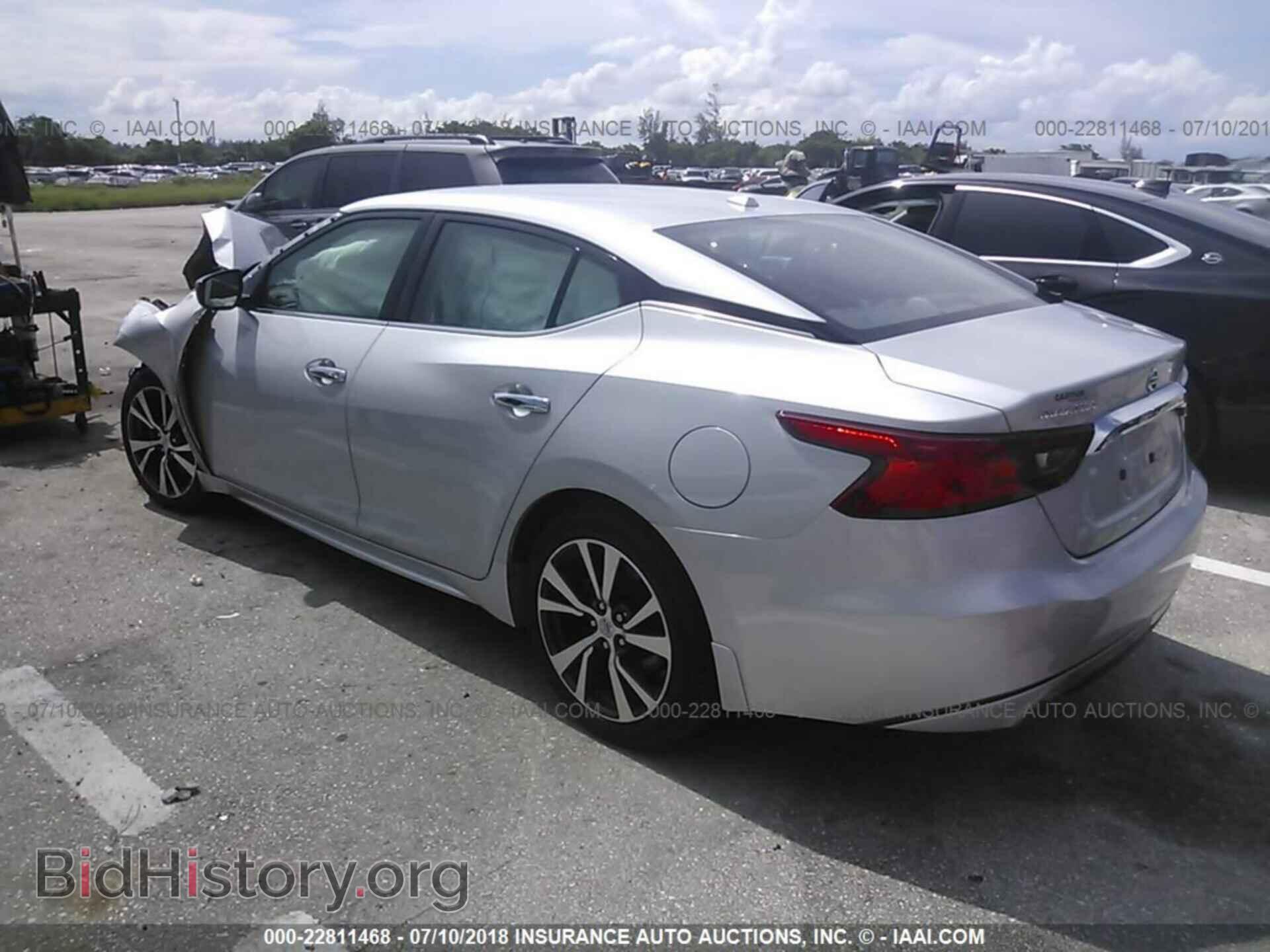 2017 Nissan Maxima - VIN: 1N4AA6AP8HC370208 - Photo 3