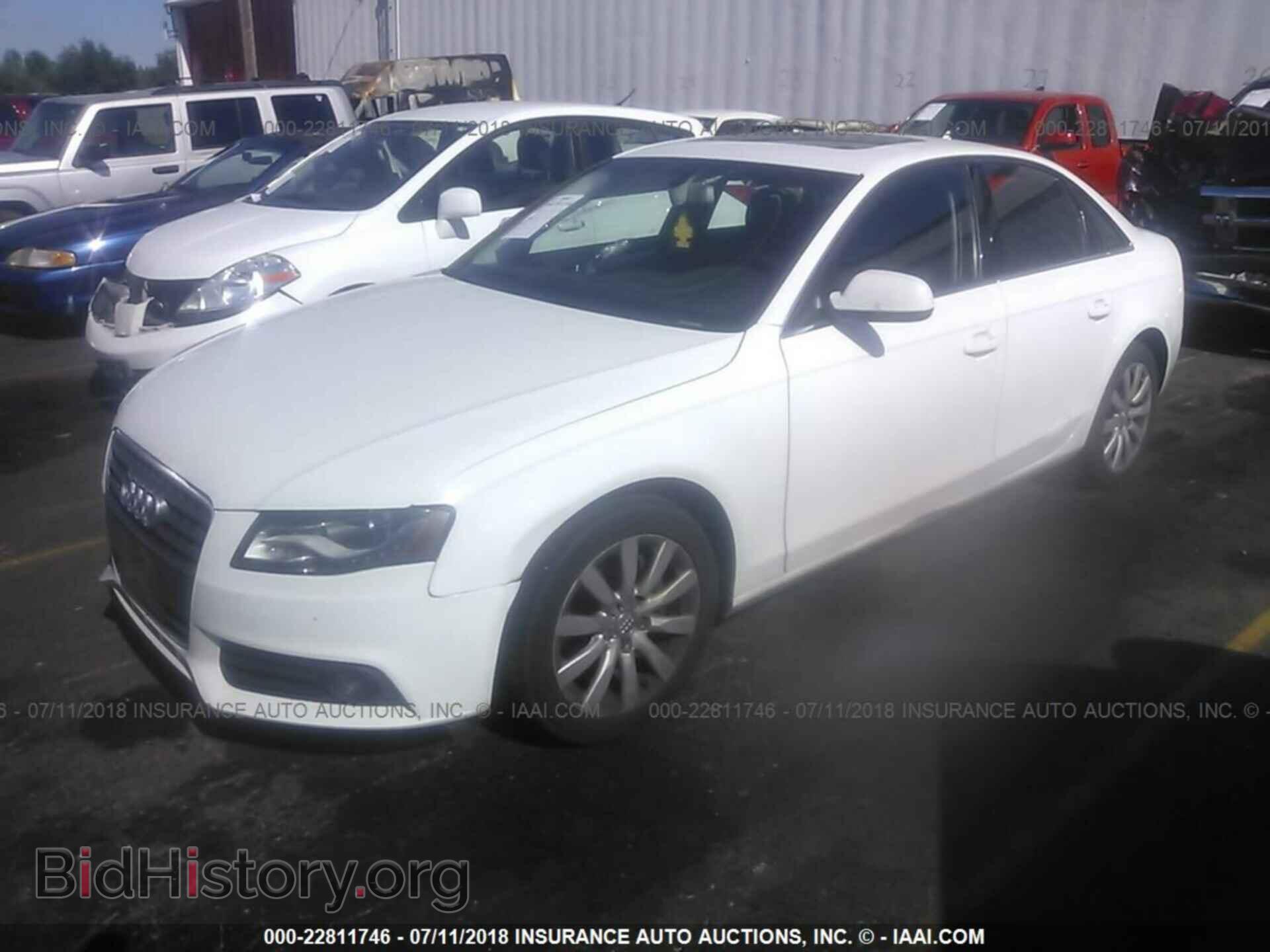 2011 Audi A4 - VIN: WAUFFAFL4BN005995 - Photo 2