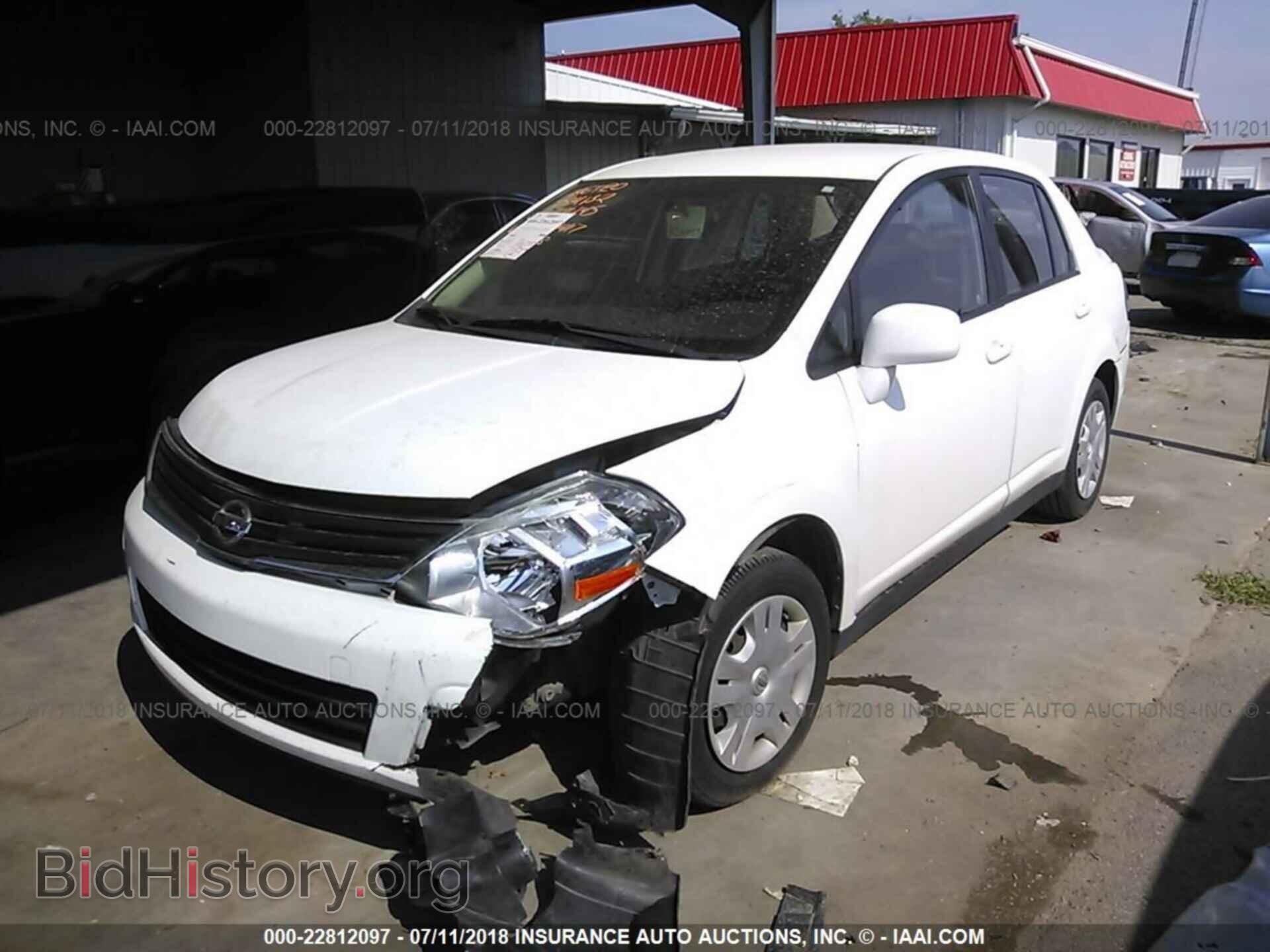 2011 Nissan Versa - VIN: 3N1BC1AP1BL471245 - Фото 2