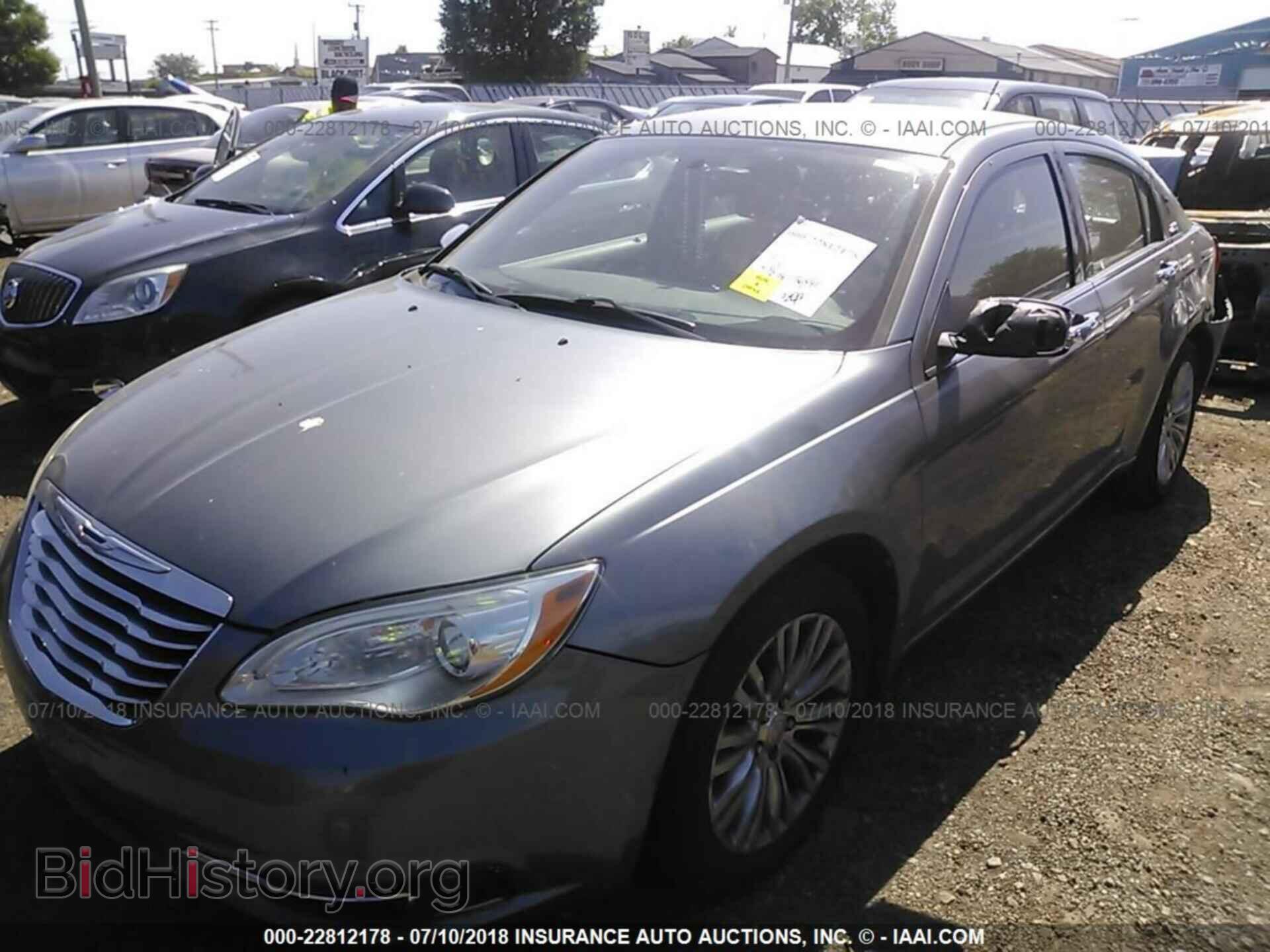 2012 Chrysler 200 - VIN: 1C3CCBCB3CN106399 - Фото 2