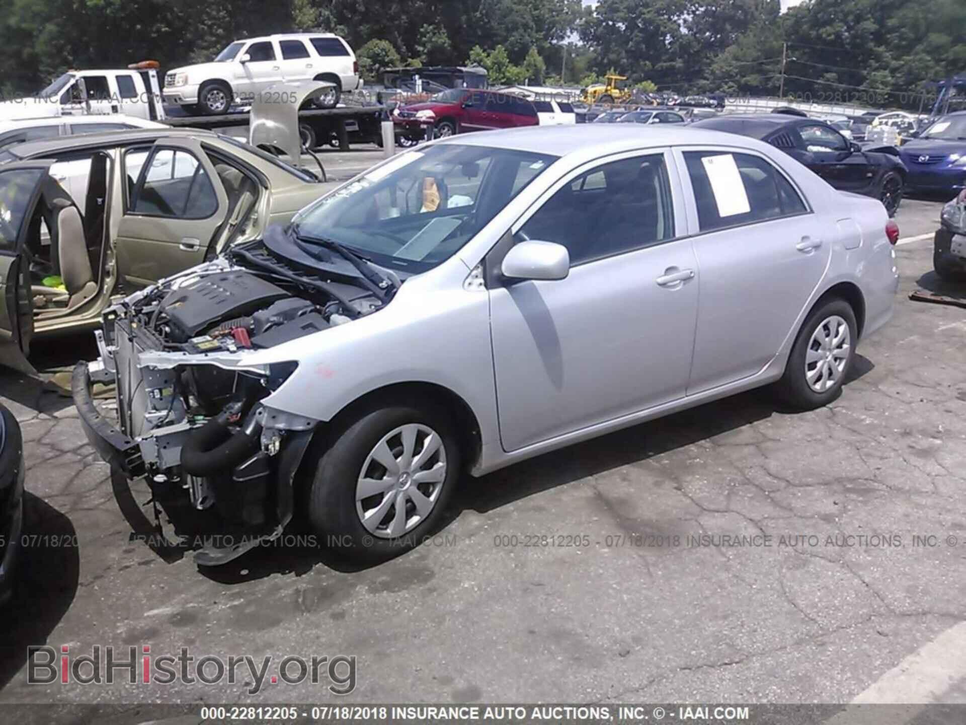 2013 Toyota Corolla - VIN: 2T1BU4EE0DC941663 - Фото 2