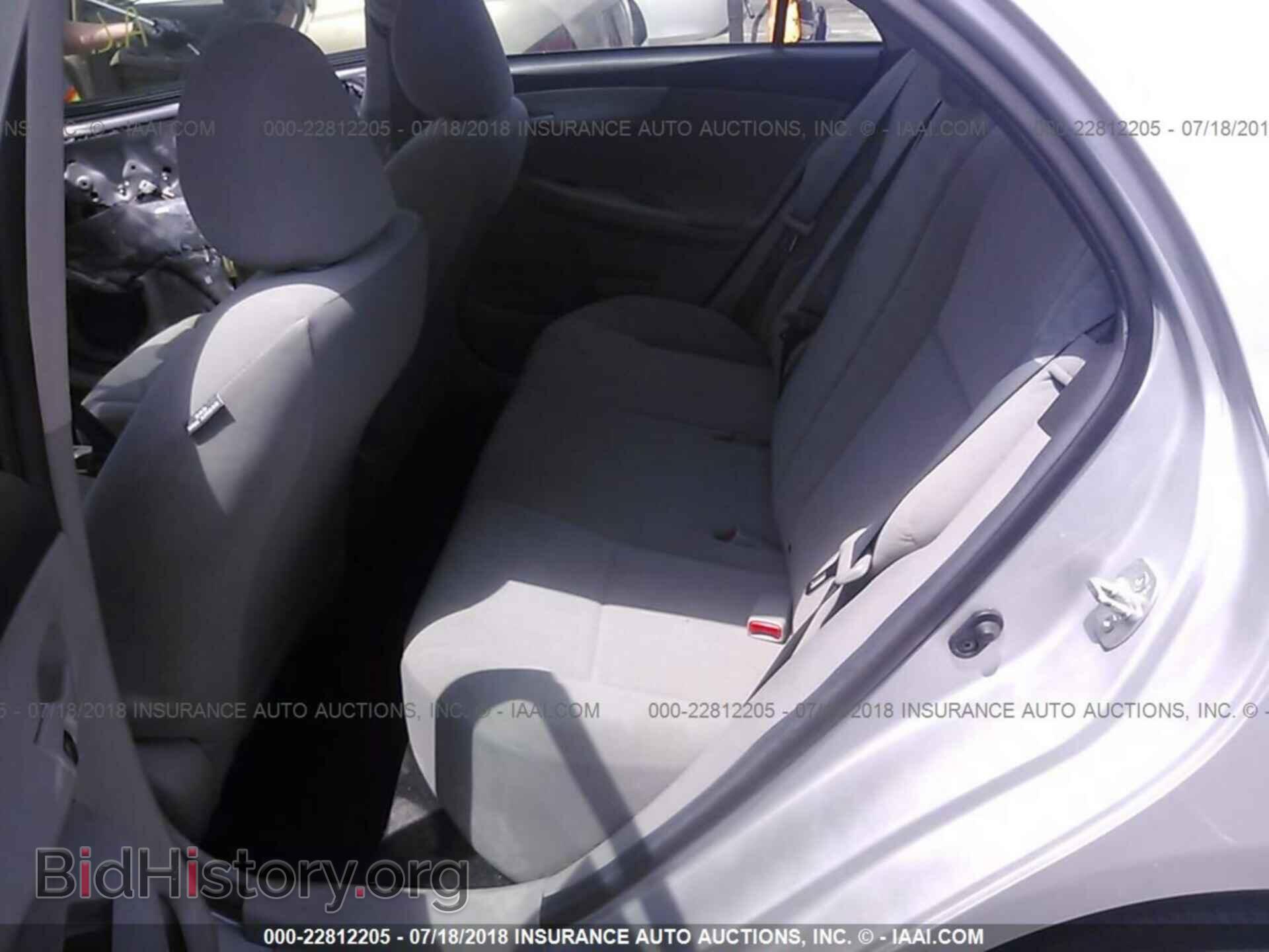 2013 Toyota Corolla - VIN: 2T1BU4EE0DC941663 - Фото 8