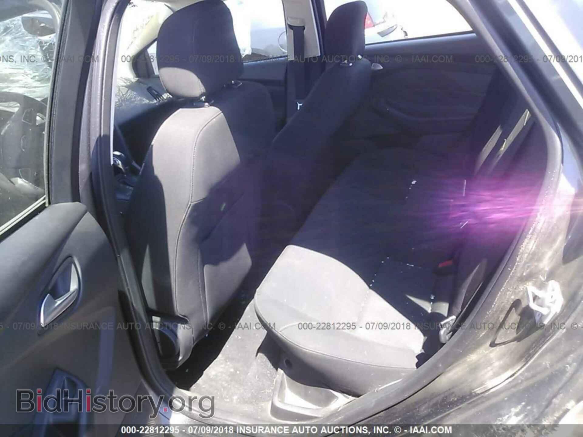 2015 Ford Focus - VIN: 1FADP3F29FL335701 - Photo 8