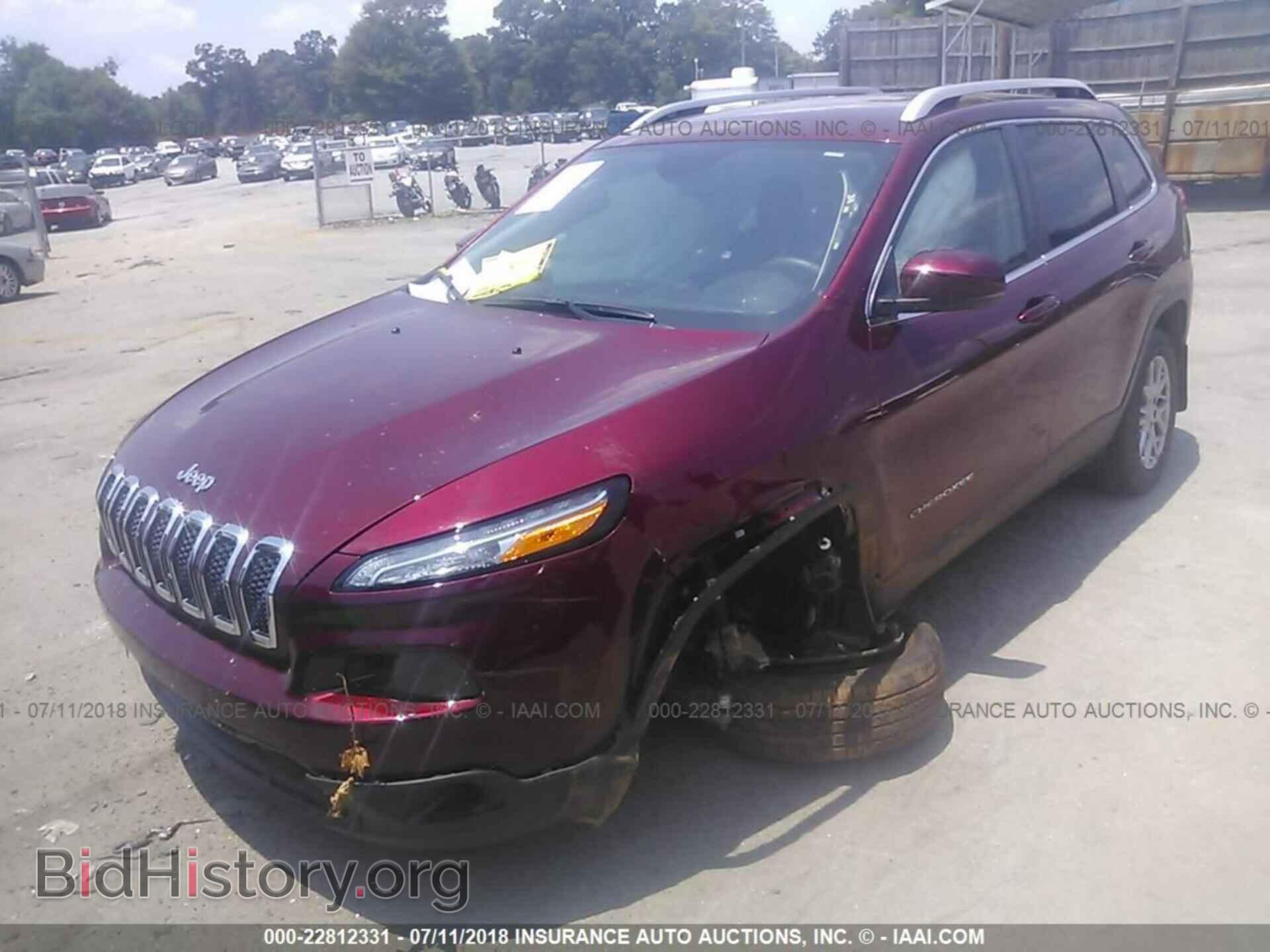 2018 Jeep Cherokee - VIN: 1C4PJLLB7JD612605 - Фото 2
