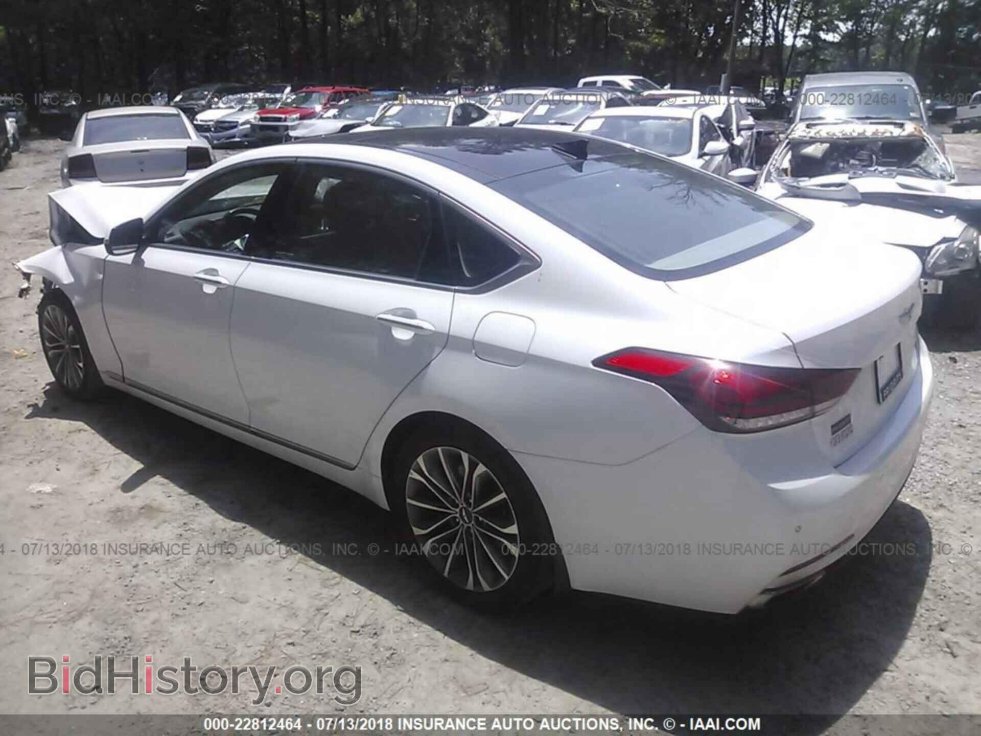 2015 Hyundai Genesis - VIN: KMHGN4JE7FU051039 - Фото 3
