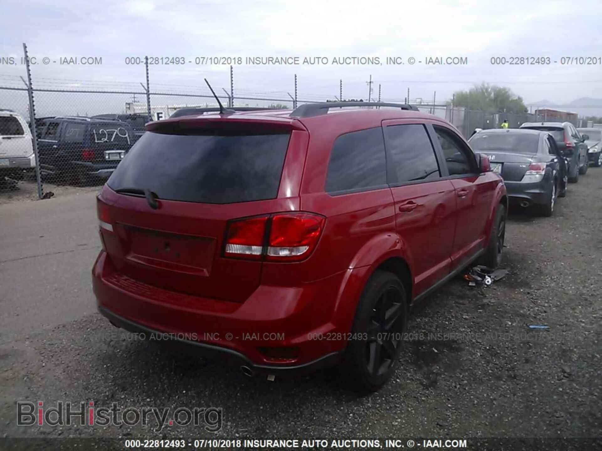 2012 Dodge Journey - VIN: 3C4PDCBG0CT360438 - Фото 4