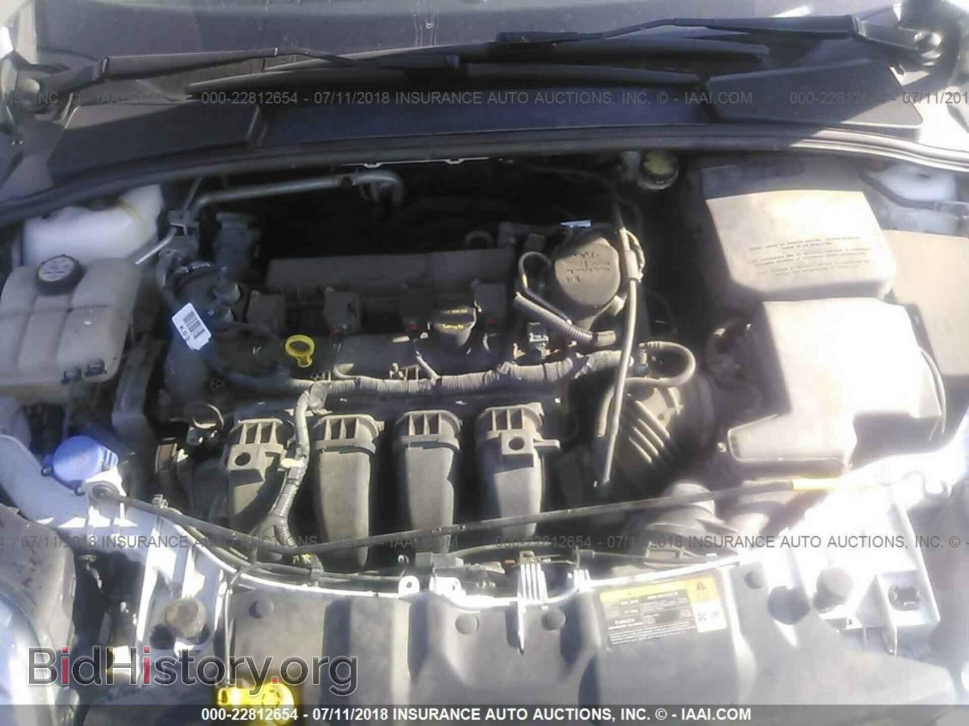 2012 Ford Focus - VIN: 1FAHP3K2XCL434093 - Photo 10