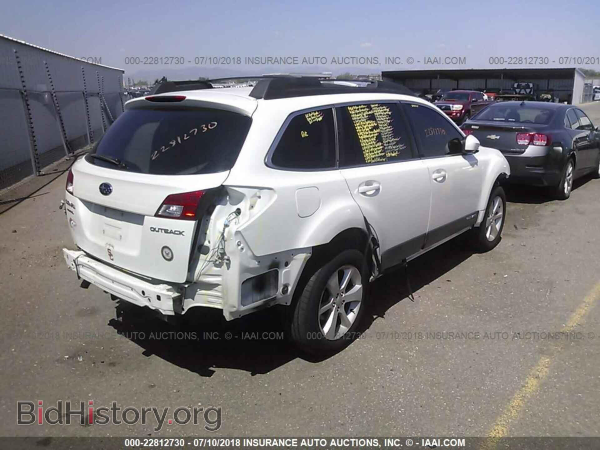 2013 Subaru Outback - VIN: 4S4BRCCCXD3257608 - Фото 4
