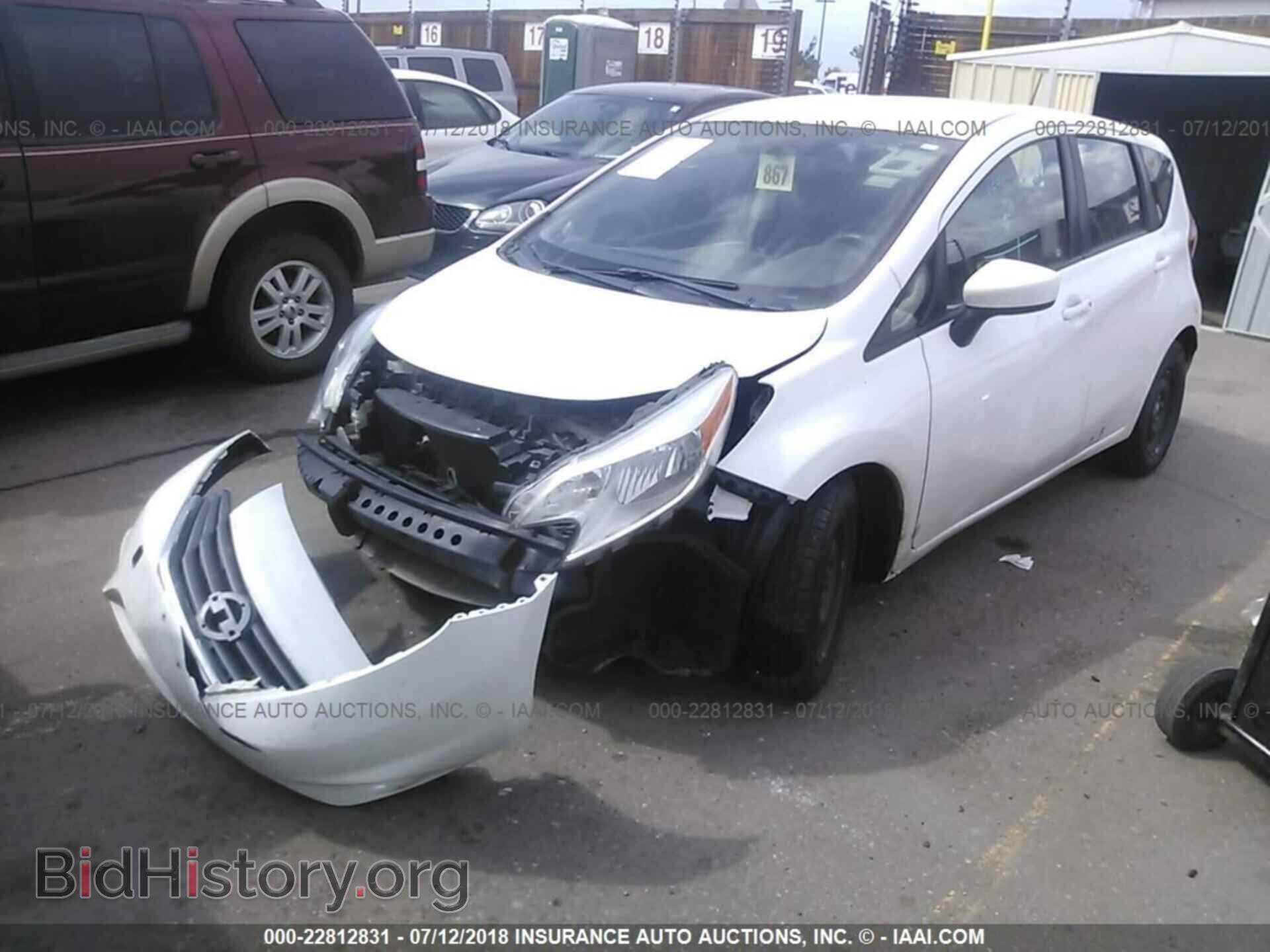 2016 Nissan Versa note - VIN: 3N1CE2CP7GL352110 - Photo 2