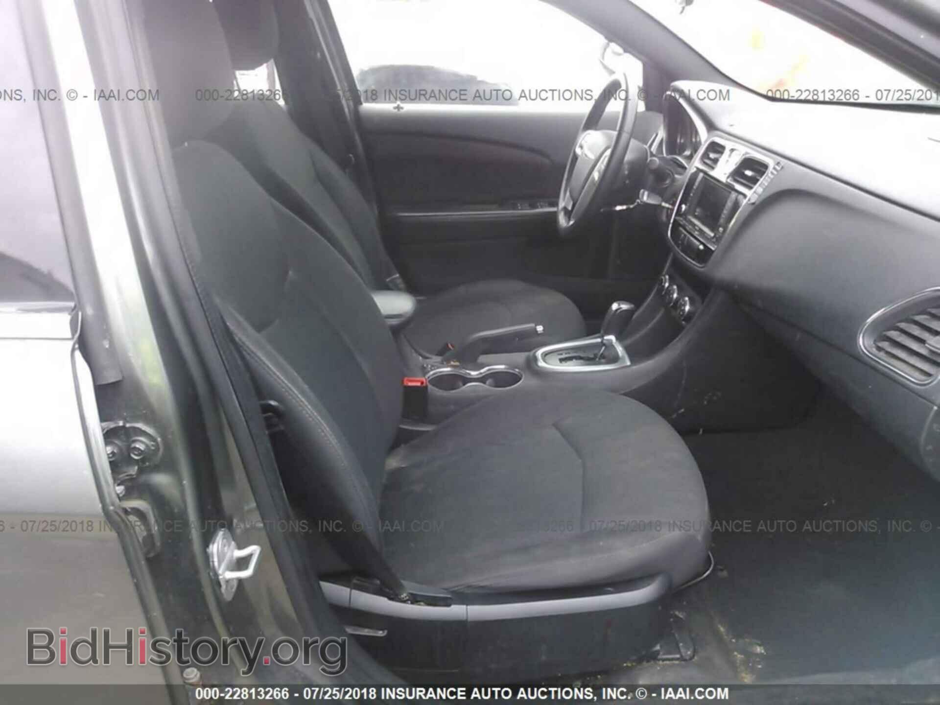 2012 Chrysler 200 - VIN: 1C3CCBBB0CN146151 - Фото 5