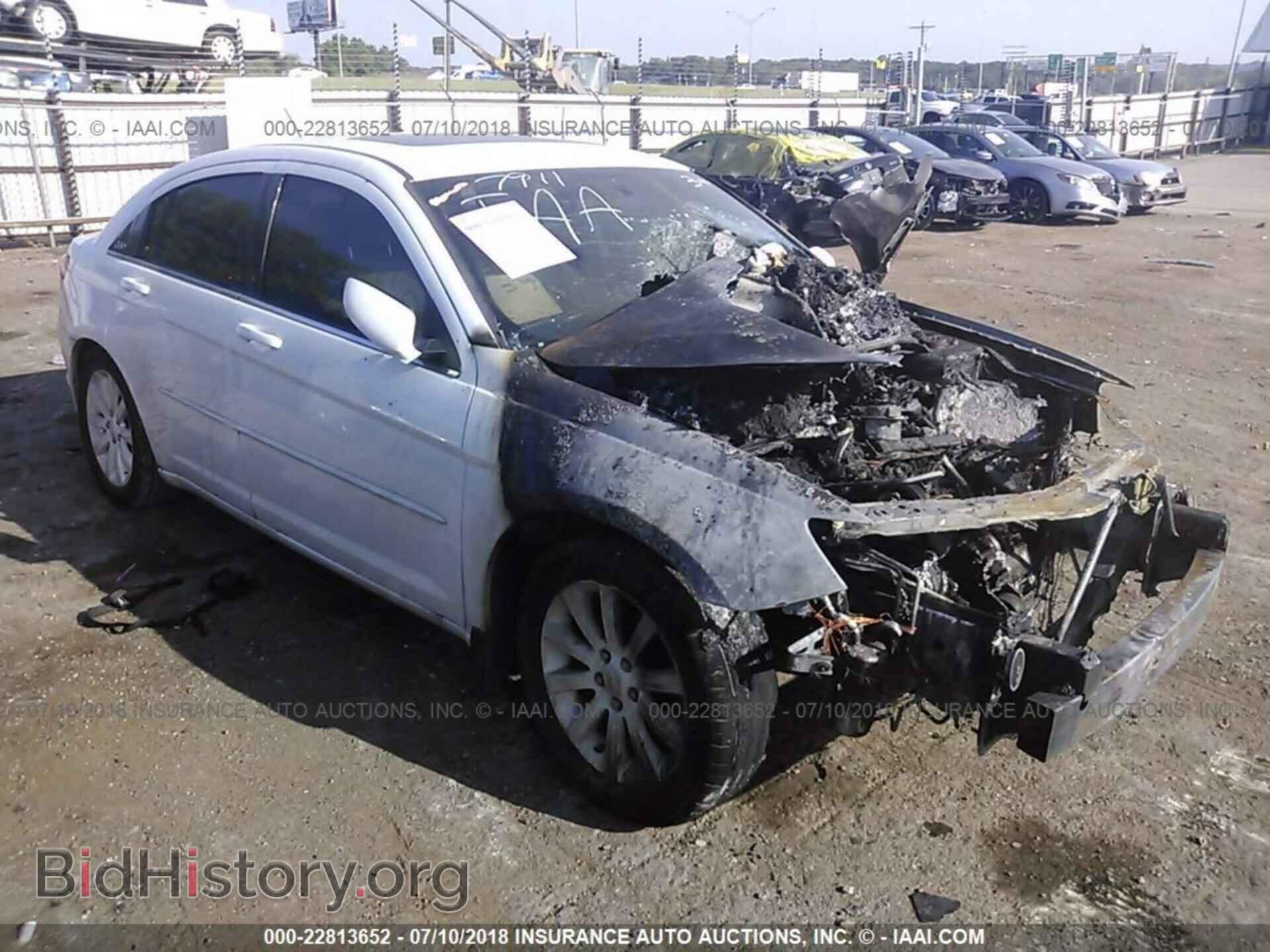 Фотография 1C3CCBBB8CN207911 - Chrysler 200 2012