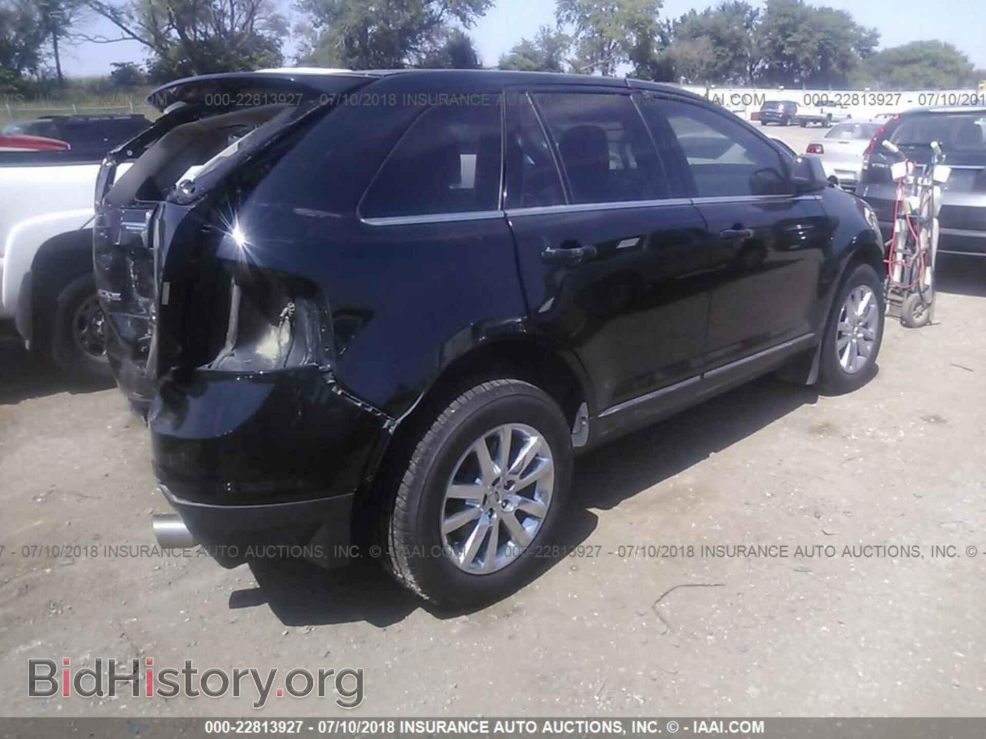 2011 Ford Edge - VIN: 2FMDK4KC8BBA61863 - Photo 4