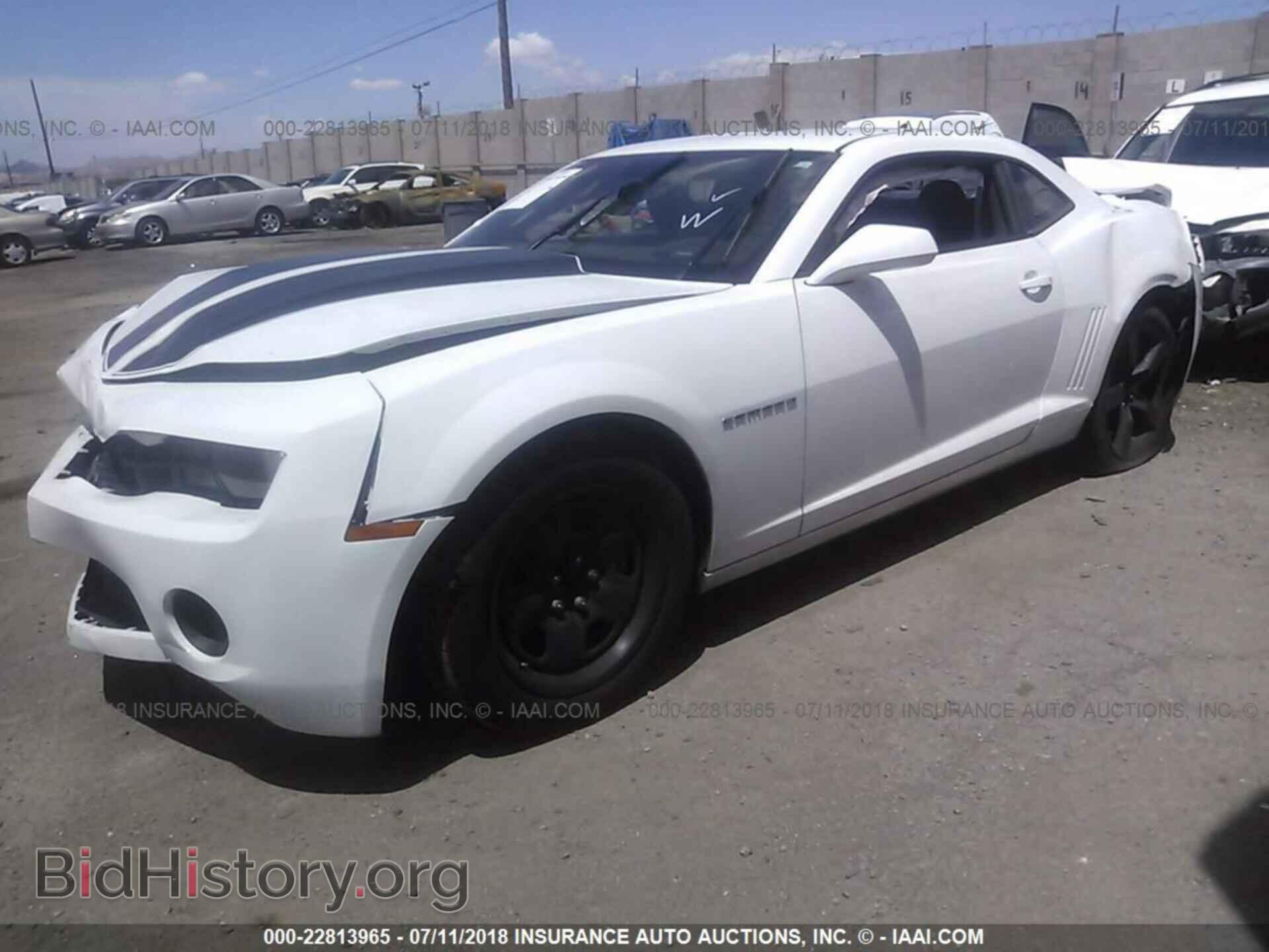 2012 Chevrolet Camaro - VIN: 2G1FA1E3XC9196208 - Фото 2