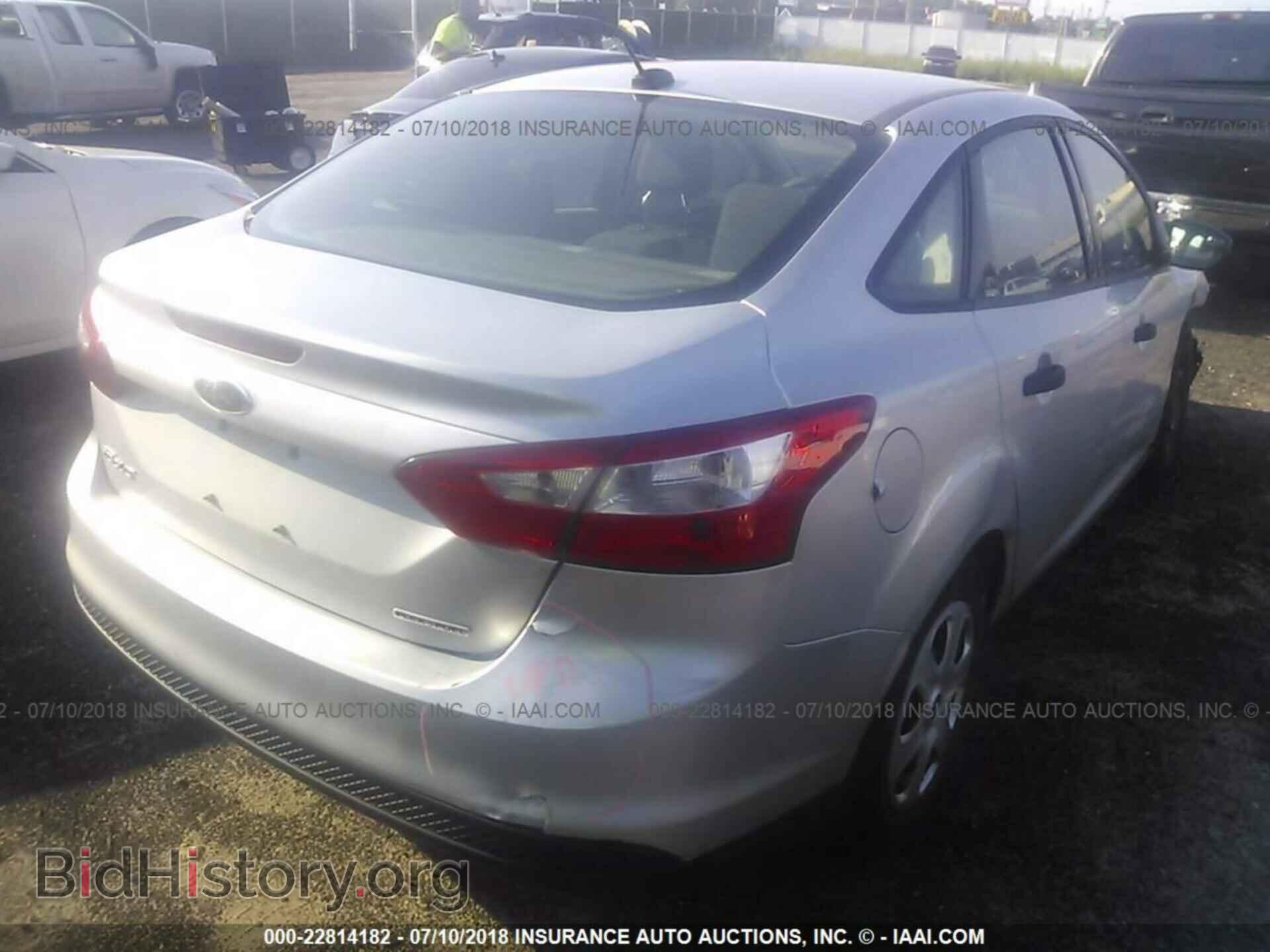 2013 Ford Focus - VIN: 1FADP3E28DL163689 - Фото 4