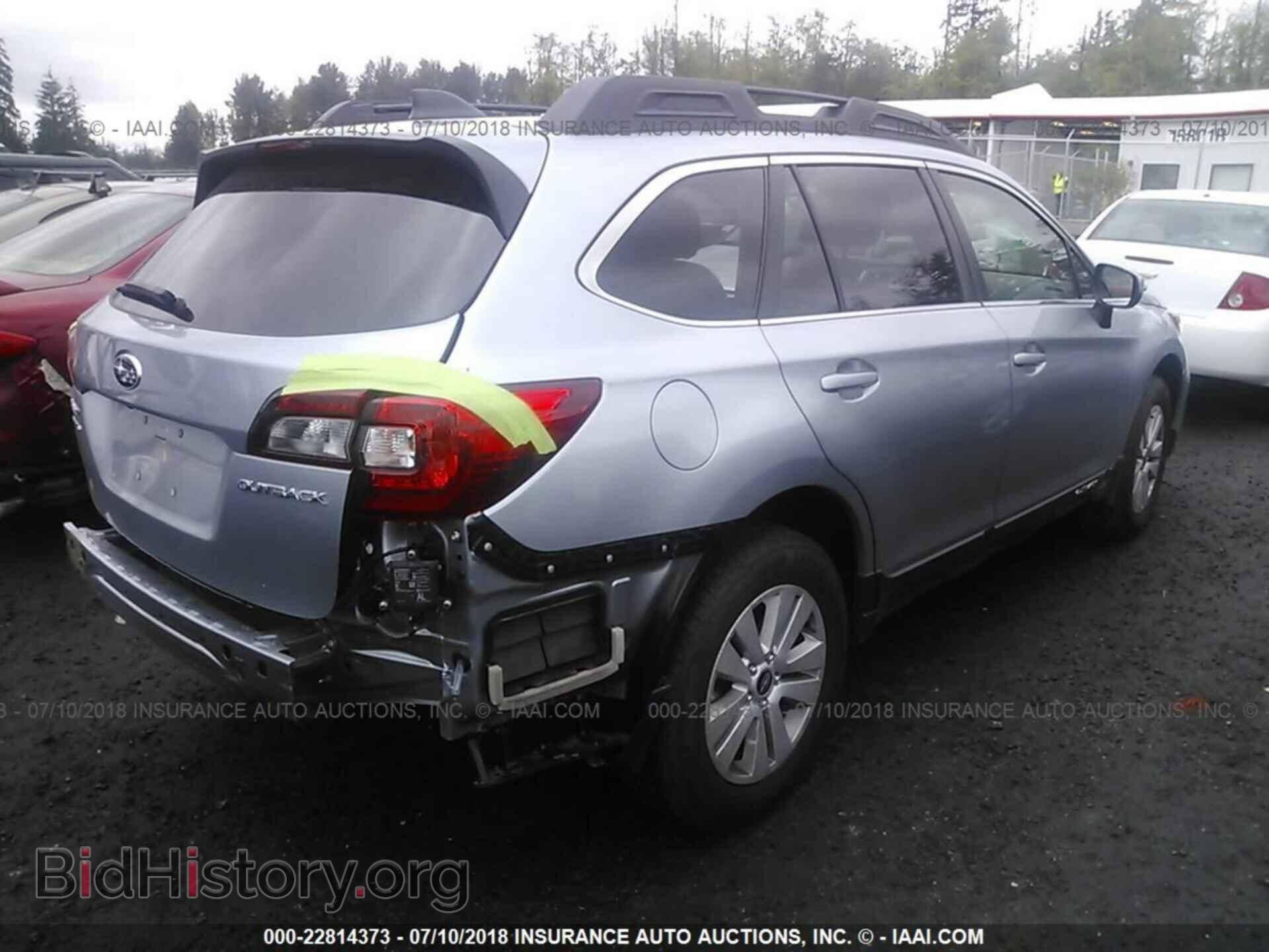2018 Subaru Outback - VIN: 4S4BSAHC8J3287588 - Фото 4