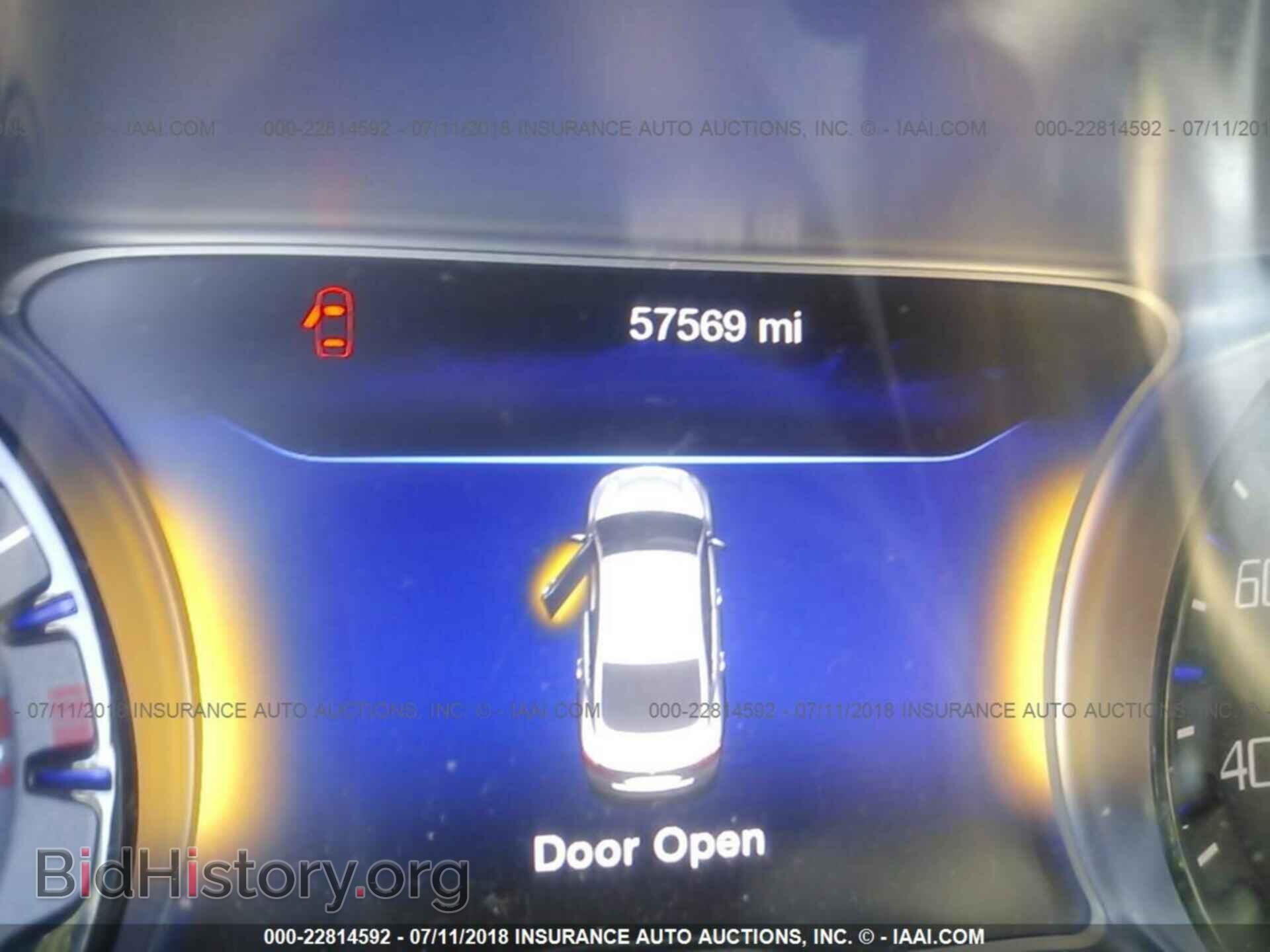 2015 Chrysler 200 - VIN: 1C3CCCDG9FN618611 - Photo 7