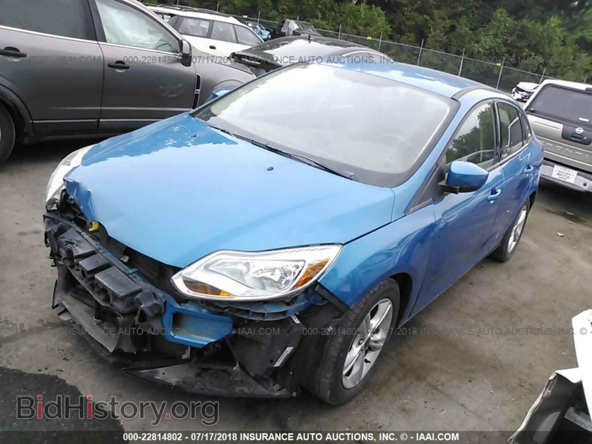 2012 Ford Focus - VIN: 1FAHP3F21CL114364 - Photo 2