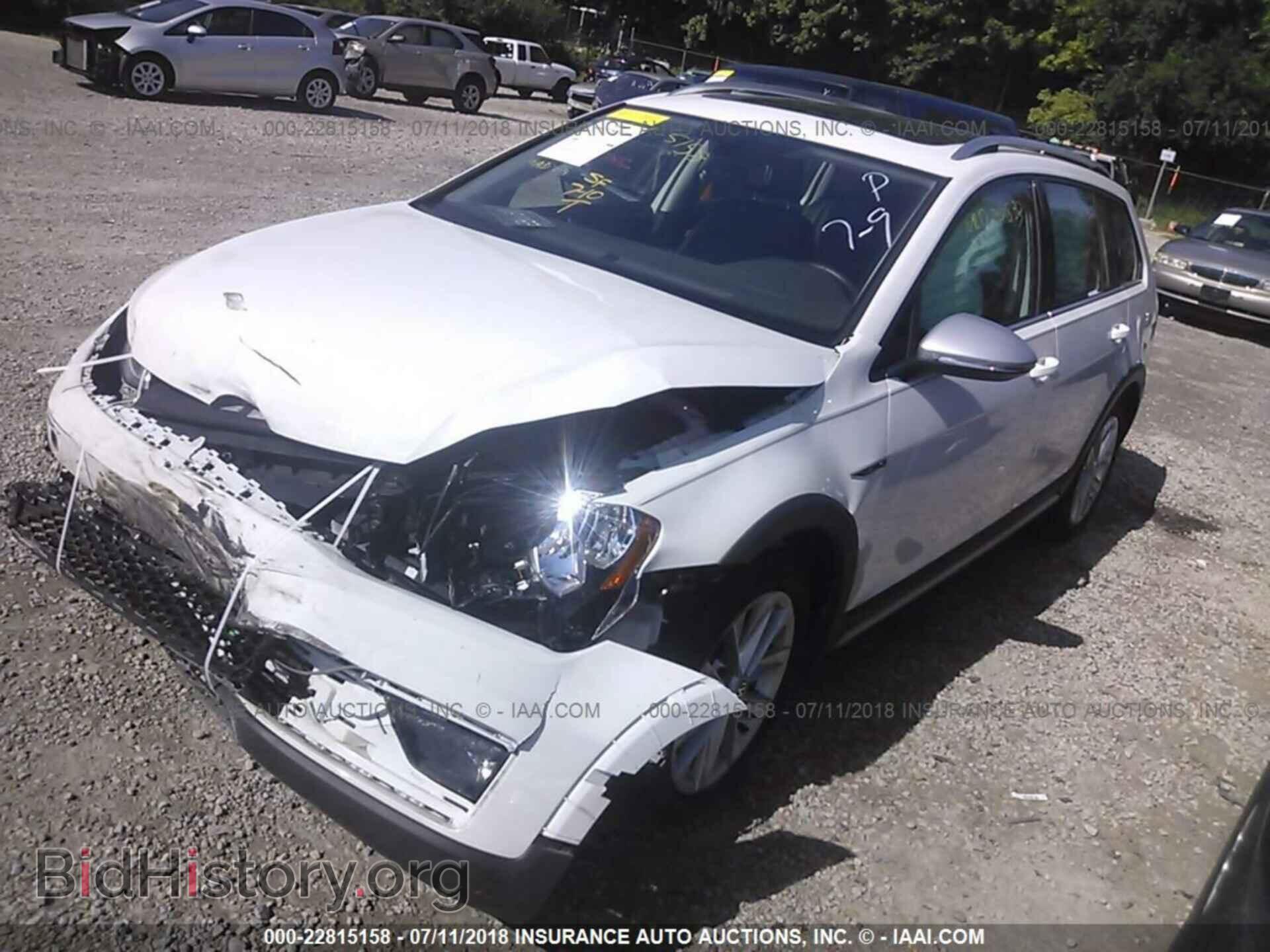 2017 Volkswagen Golf - VIN: 3VWH17AU3HM512402 - Фото 2