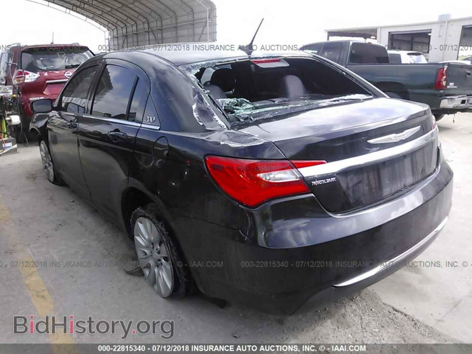 2013 Chrysler 200 - VIN: 1C3CCBAB2DN642197 - Photo 3