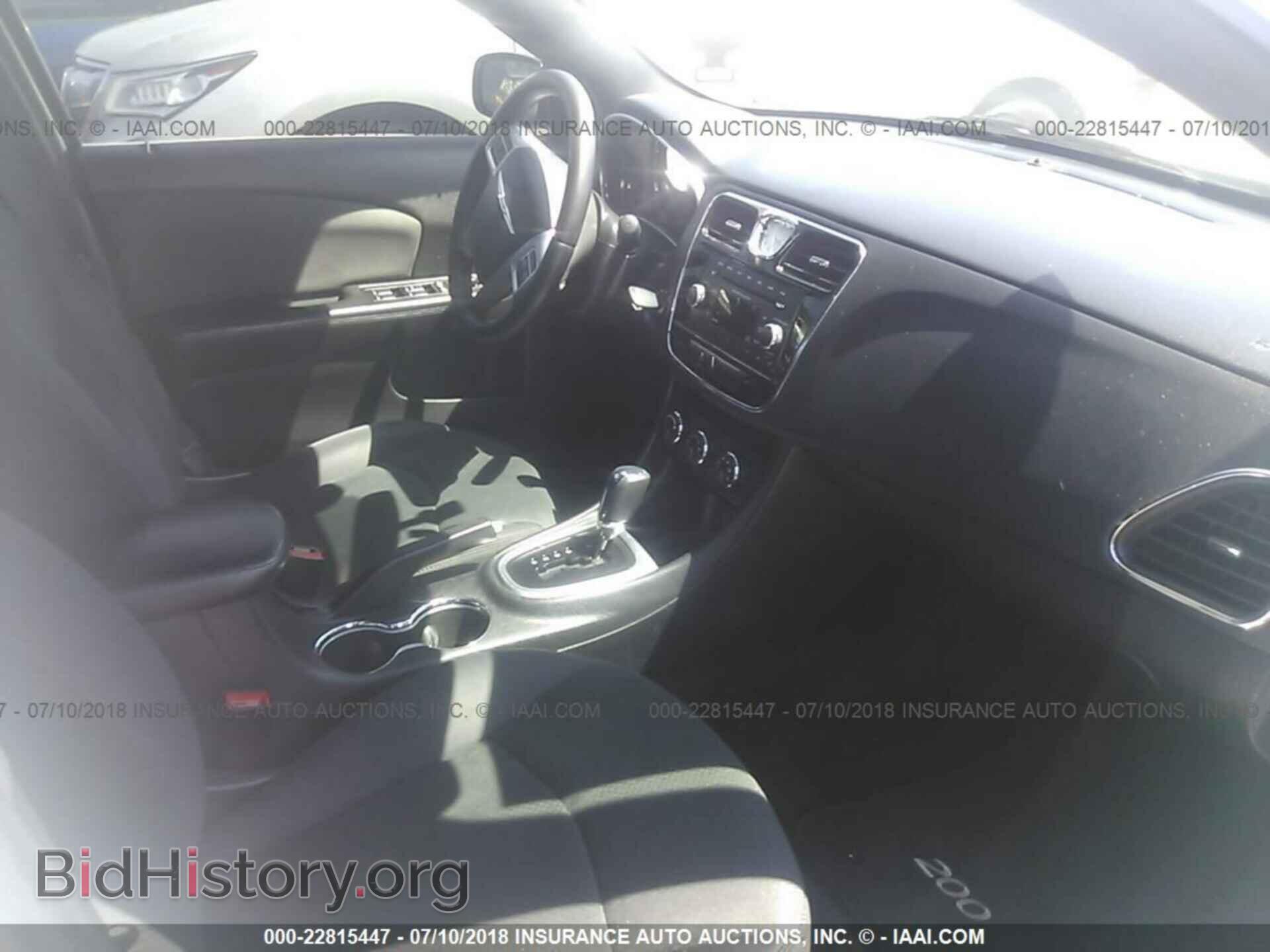 2012 Chrysler 200 - VIN: 1C3CCBBG5CN192022 - Фото 5