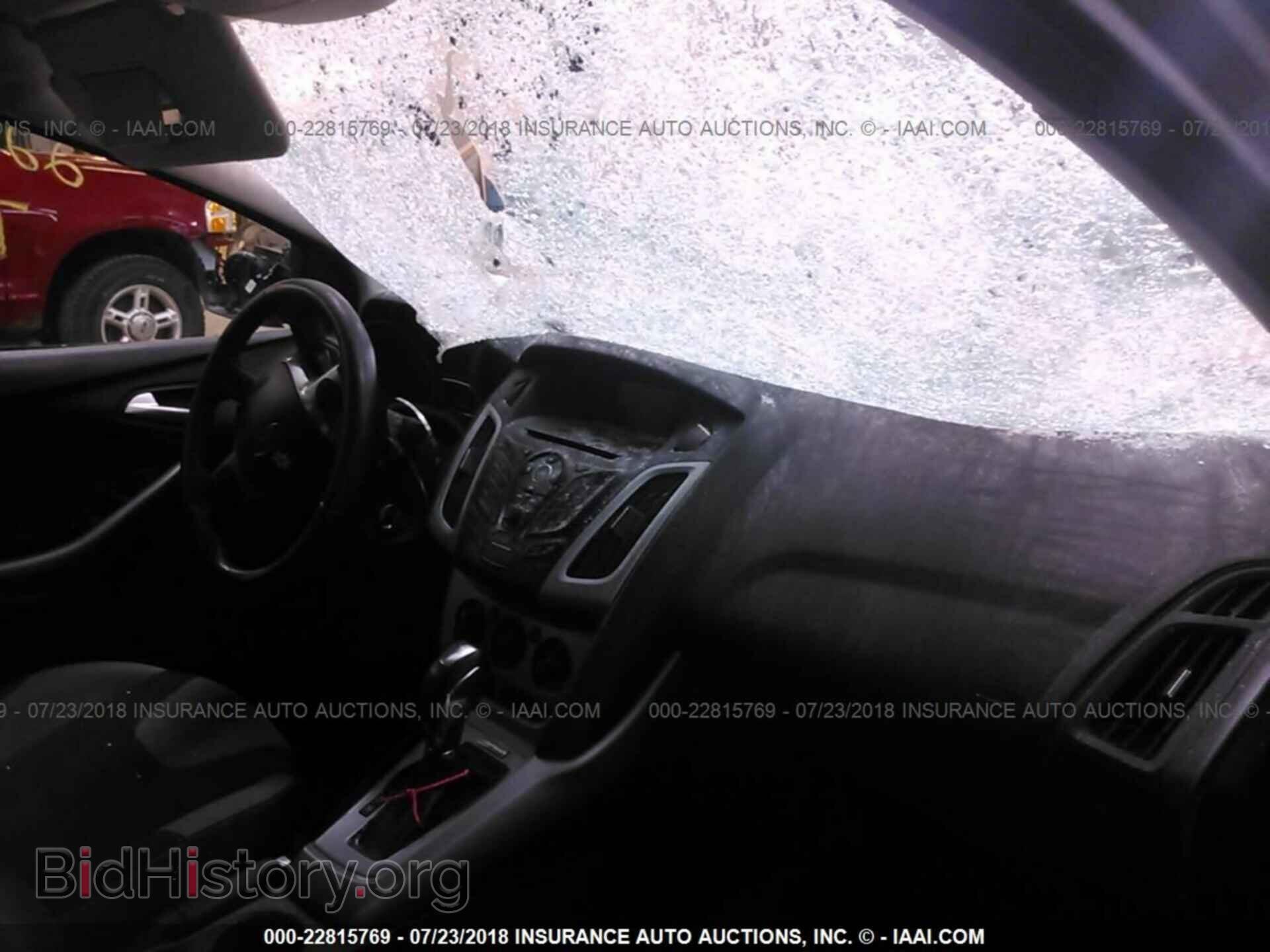 2012 Ford Focus - VIN: 1FAHP3F22CL237669 - Фото 5