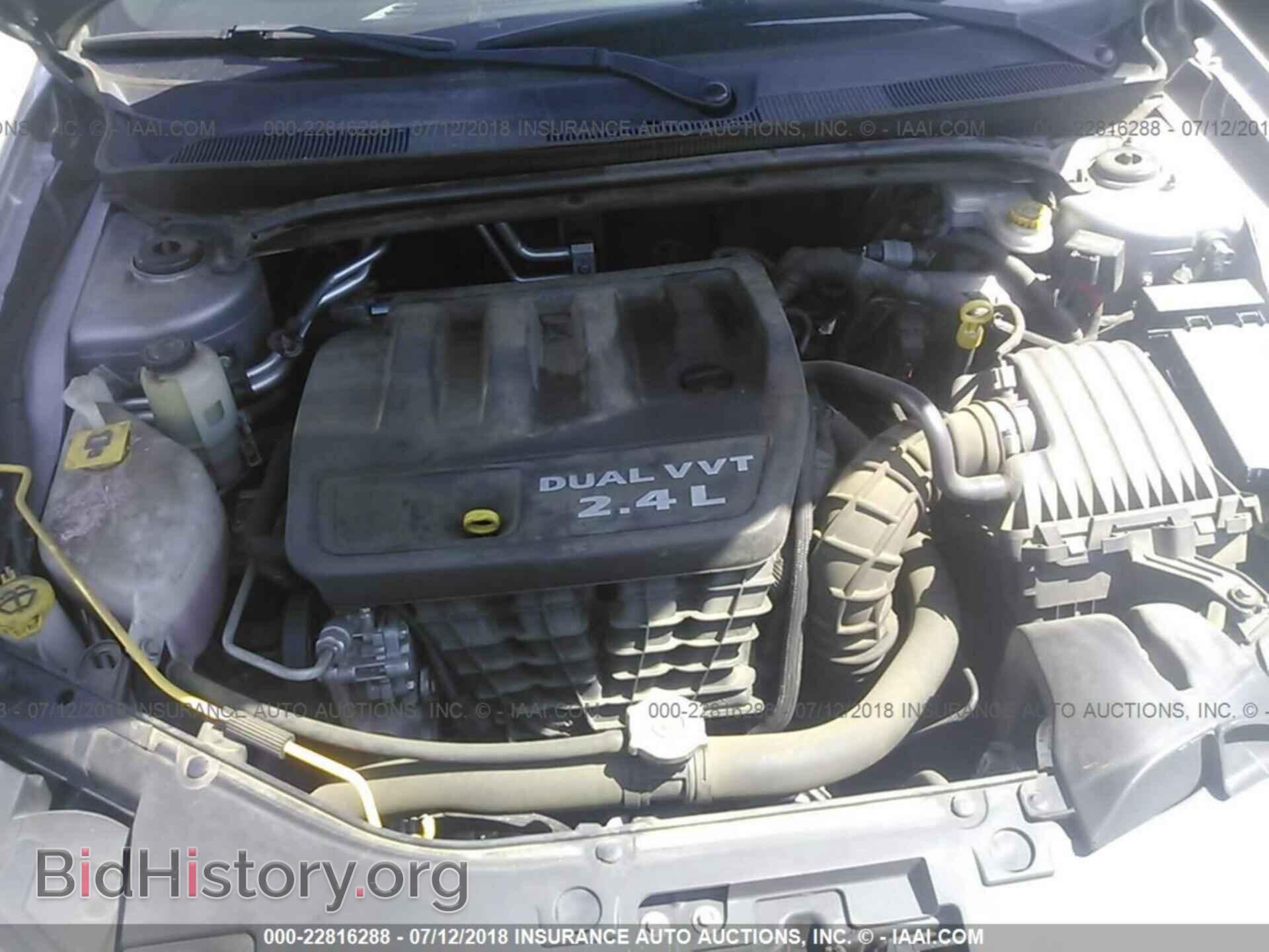 2013 Chrysler 200 - VIN: 1C3CCBAB0DN761561 - Photo 10