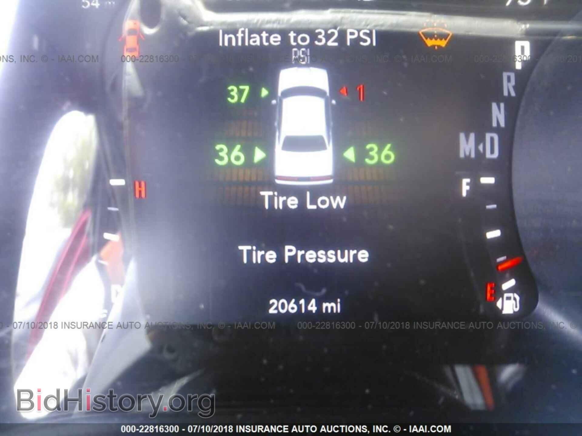 2016 Dodge Challenger - VIN: 2C3CDZAG4GH344622 - Photo 7
