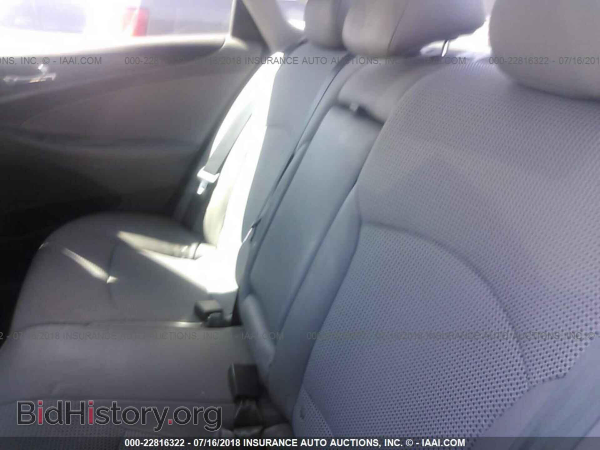 2012 Hyundai Sonata - VIN: 5NPEC4AB7CH311906 - Фото 8